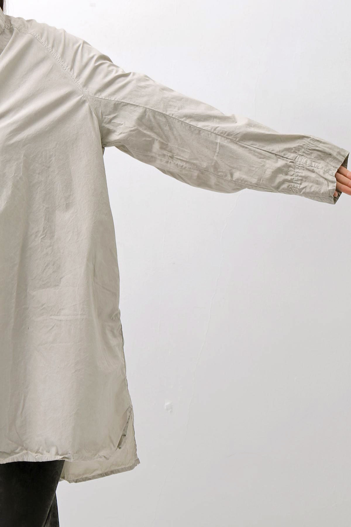 【RUNDHOLZ】 UNISEX OVERSIZE BACK TUCK SHIRT_SAND CLOUD