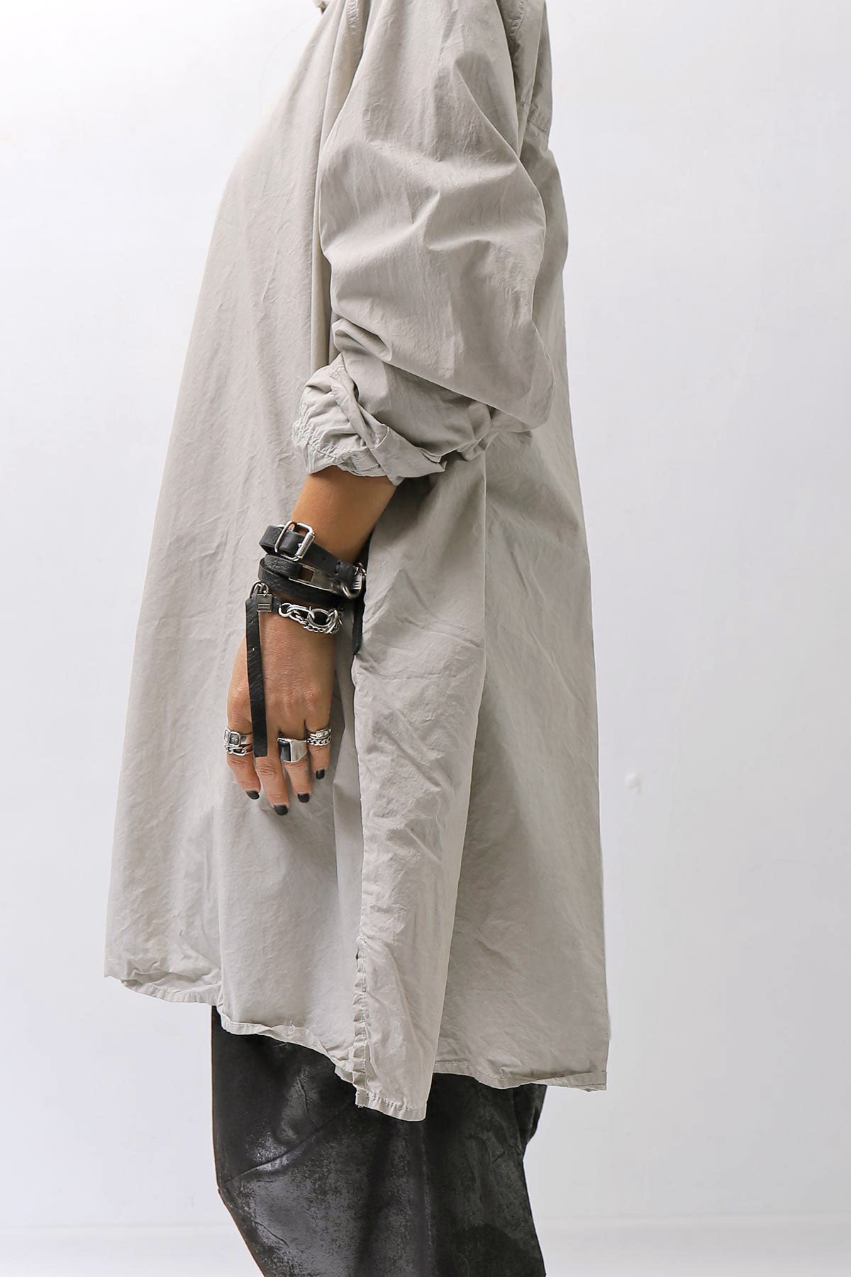 【RUNDHOLZ】 UNISEX OVERSIZE BACK TUCK SHIRT_SAND CLOUD