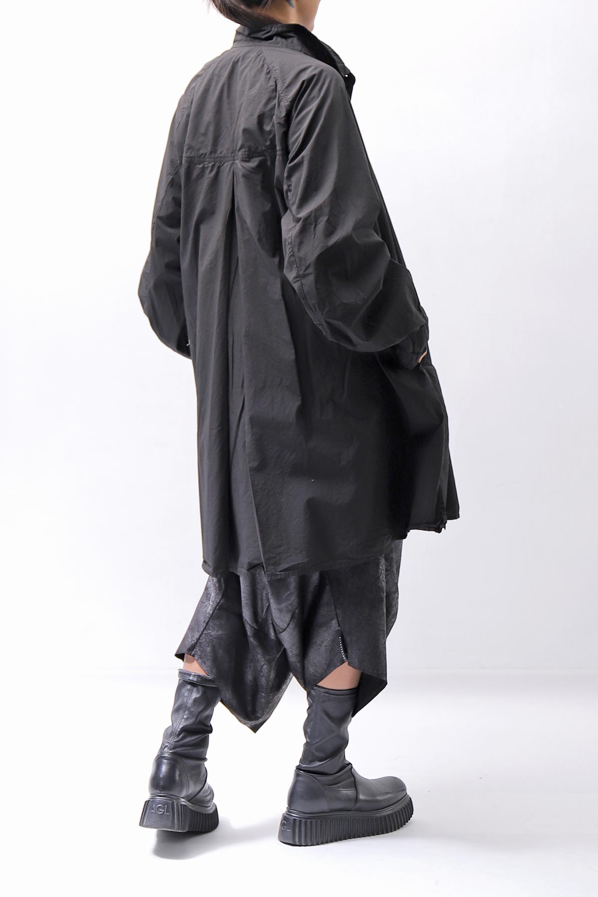 【RUNDHOLZ】 UNISEX OVERSIZE BACK TUCK SHIRT_BLACK