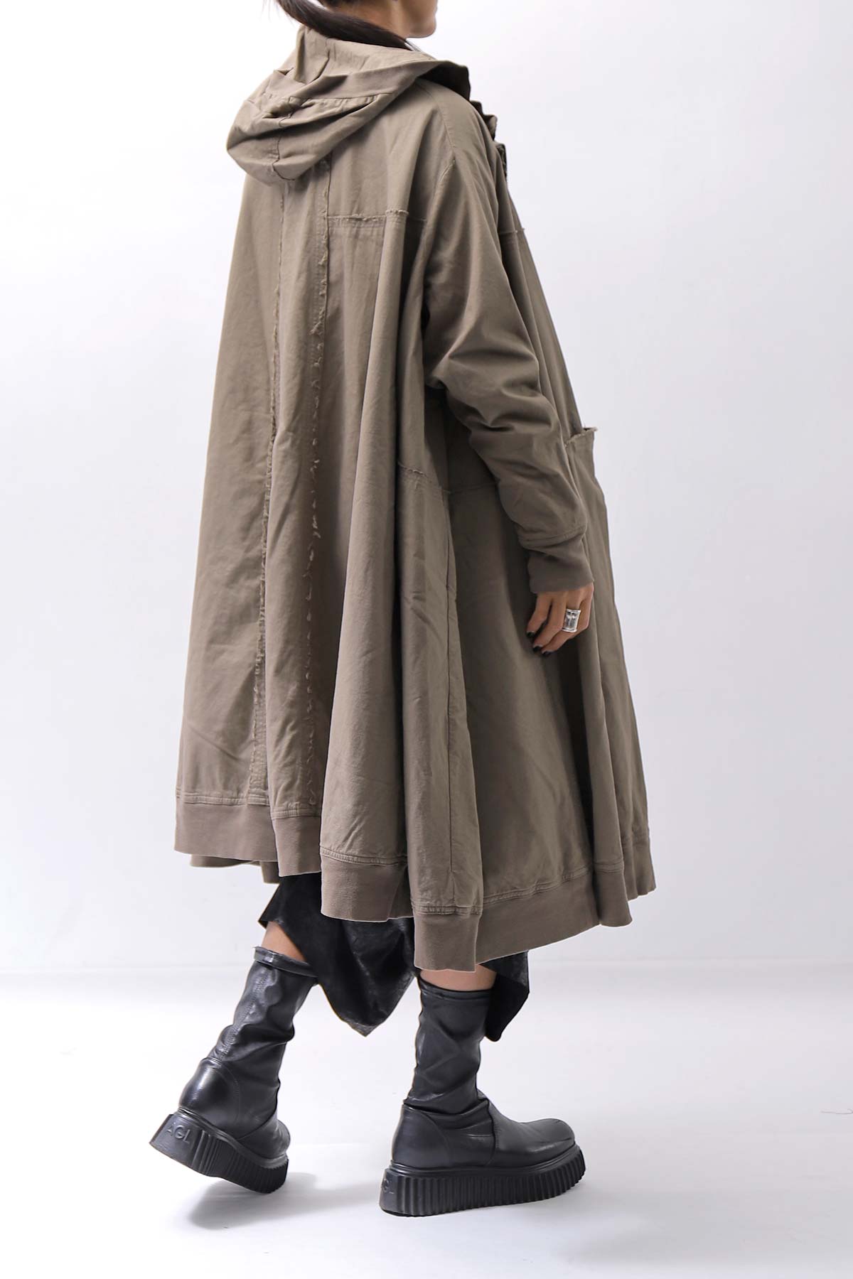 【RUNDHOLZ】 UNISEX ZIPED POCKETS＆HOOD LONG COAT 260 1208_DUNE