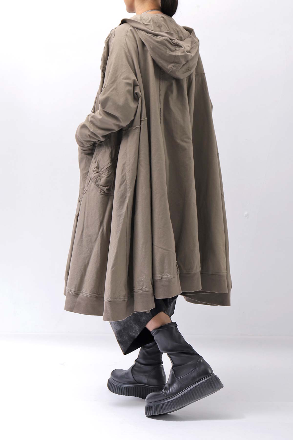 【RUNDHOLZ】 UNISEX ZIPED POCKETS＆HOOD LONG COAT 260 1208_DUNE