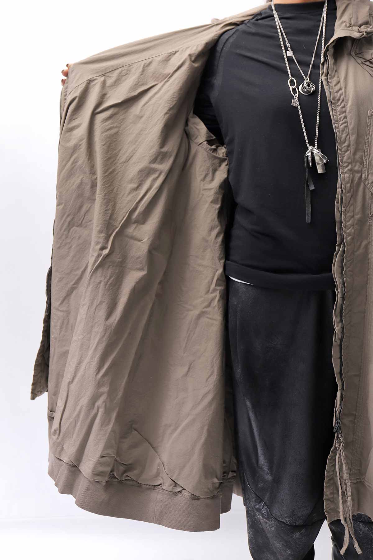 【RUNDHOLZ】 UNISEX ZIPED POCKETS＆HOOD LONG COAT 260 1208_DUNE