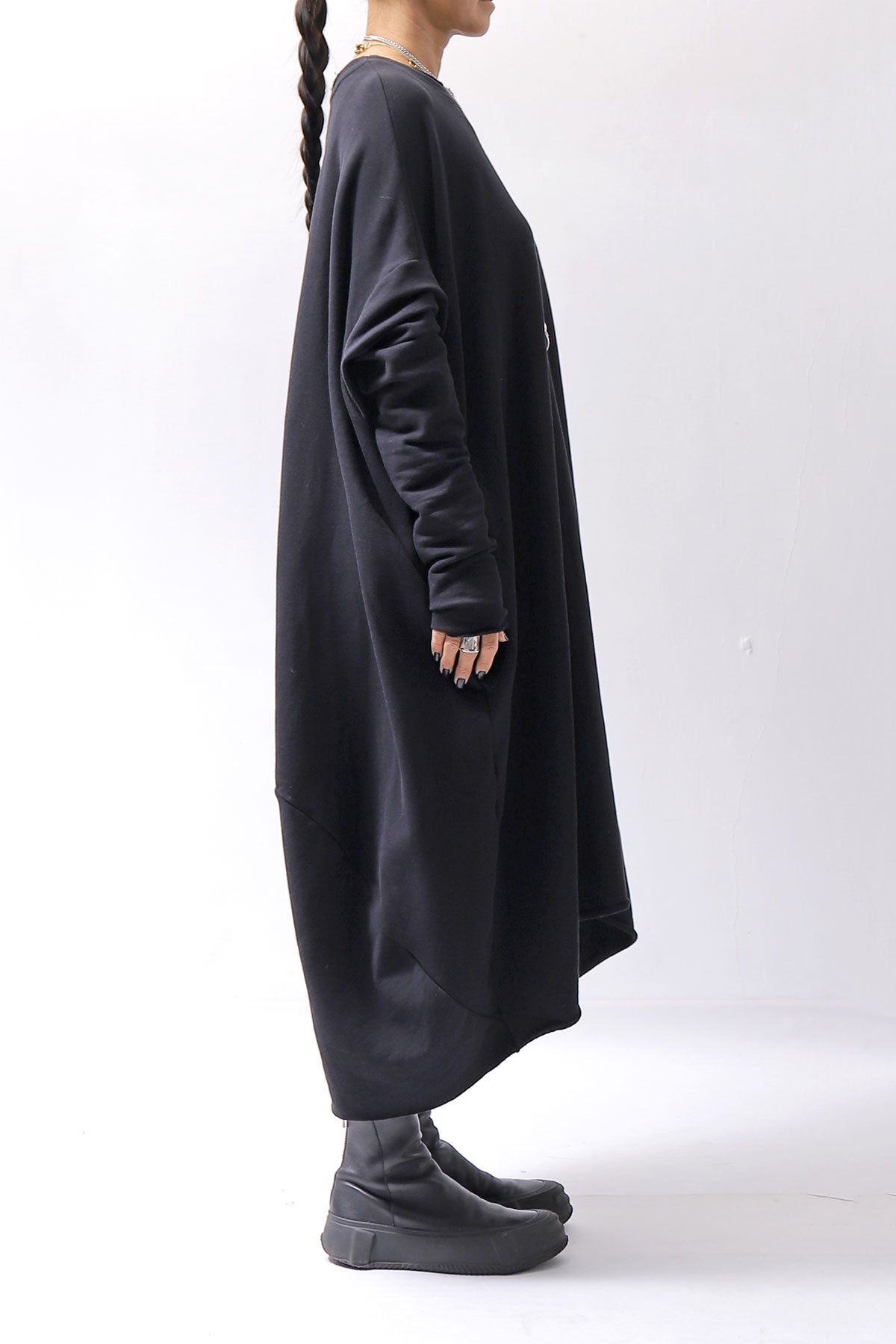 【bajra】 OVERSIZED BACK DRAPE DRESS 159QK01_BLACK