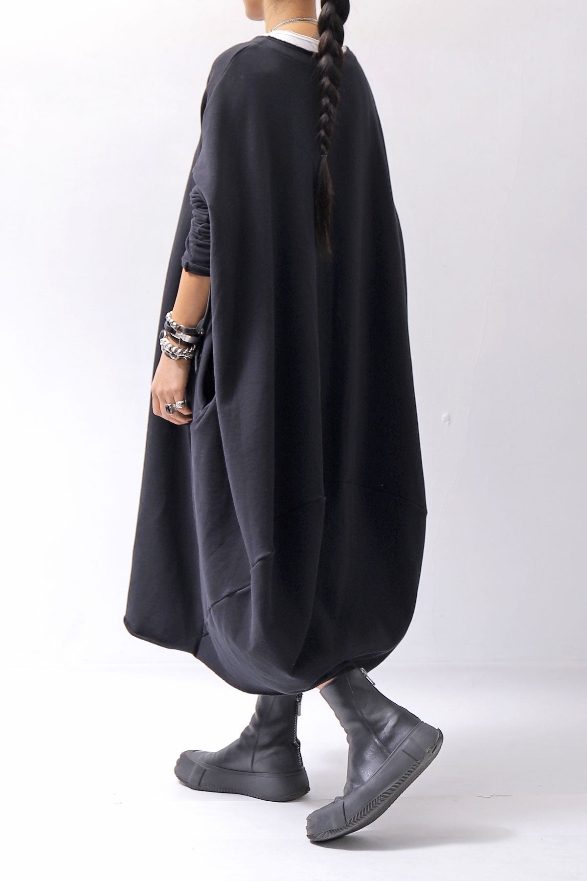 【bajra】 OVERSIZED BACK DRAPE DRESS 159QK01_BLACK