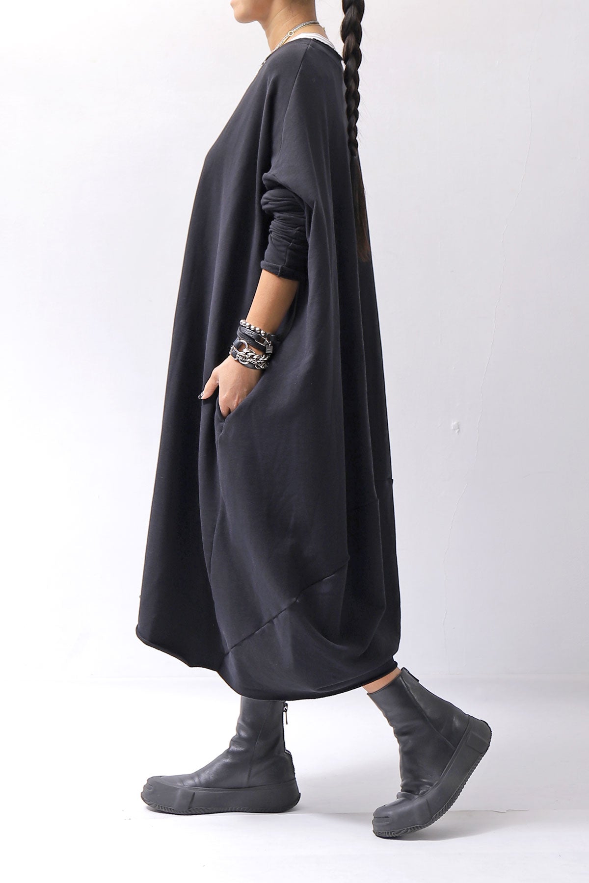 【bajra】 OVERSIZED BACK DRAPE DRESS 159QK01_BLACK