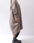 【bajra】 OVERSIZED BACK DRAPE DRESS 159QK01_TAUPE