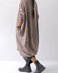【bajra】 OVERSIZED BACK DRAPE DRESS 159QK01_TAUPE