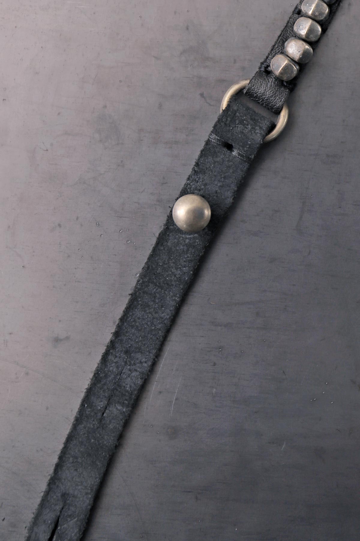 GOTI】 SILVER STONE LEATHER BRACELET_BR937 – QUADRATO Boutique