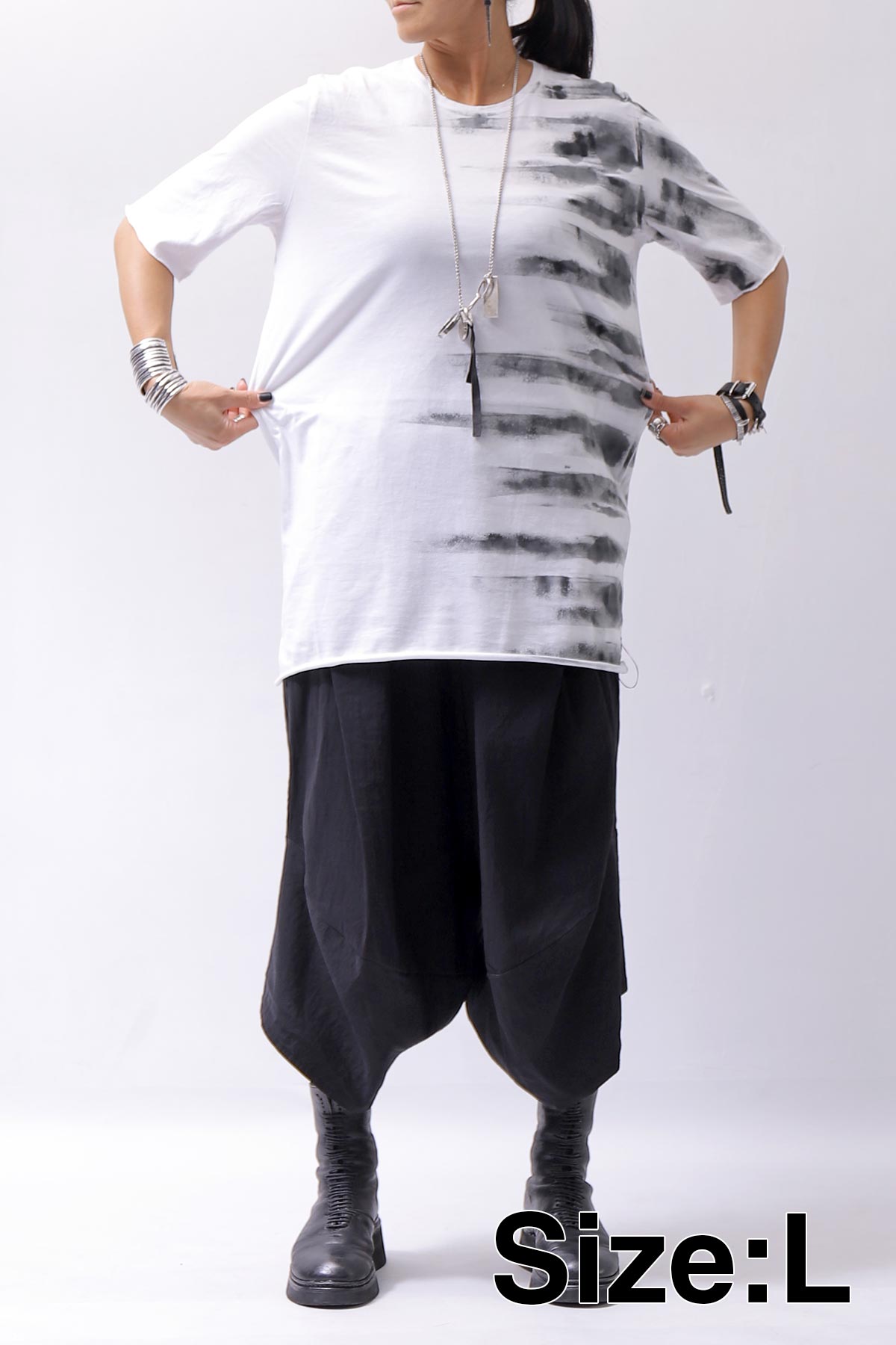 【Primordial is Primitive】 UNISEX SIDE PRINTED SLIM FIT TEE ST-709RO_WHITE