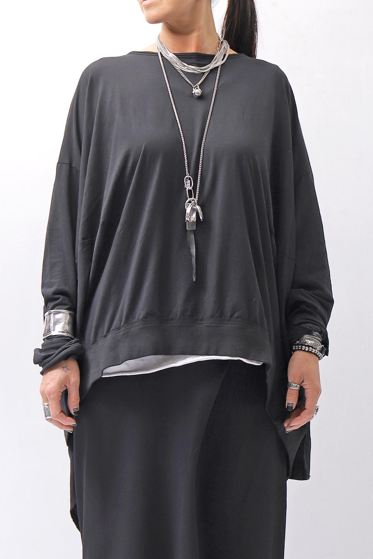 【RUNDHOLZ】 UNISEX TWIST COTTON BACK LAYERED ASYMMETRY TOP 256 0531_BLACK