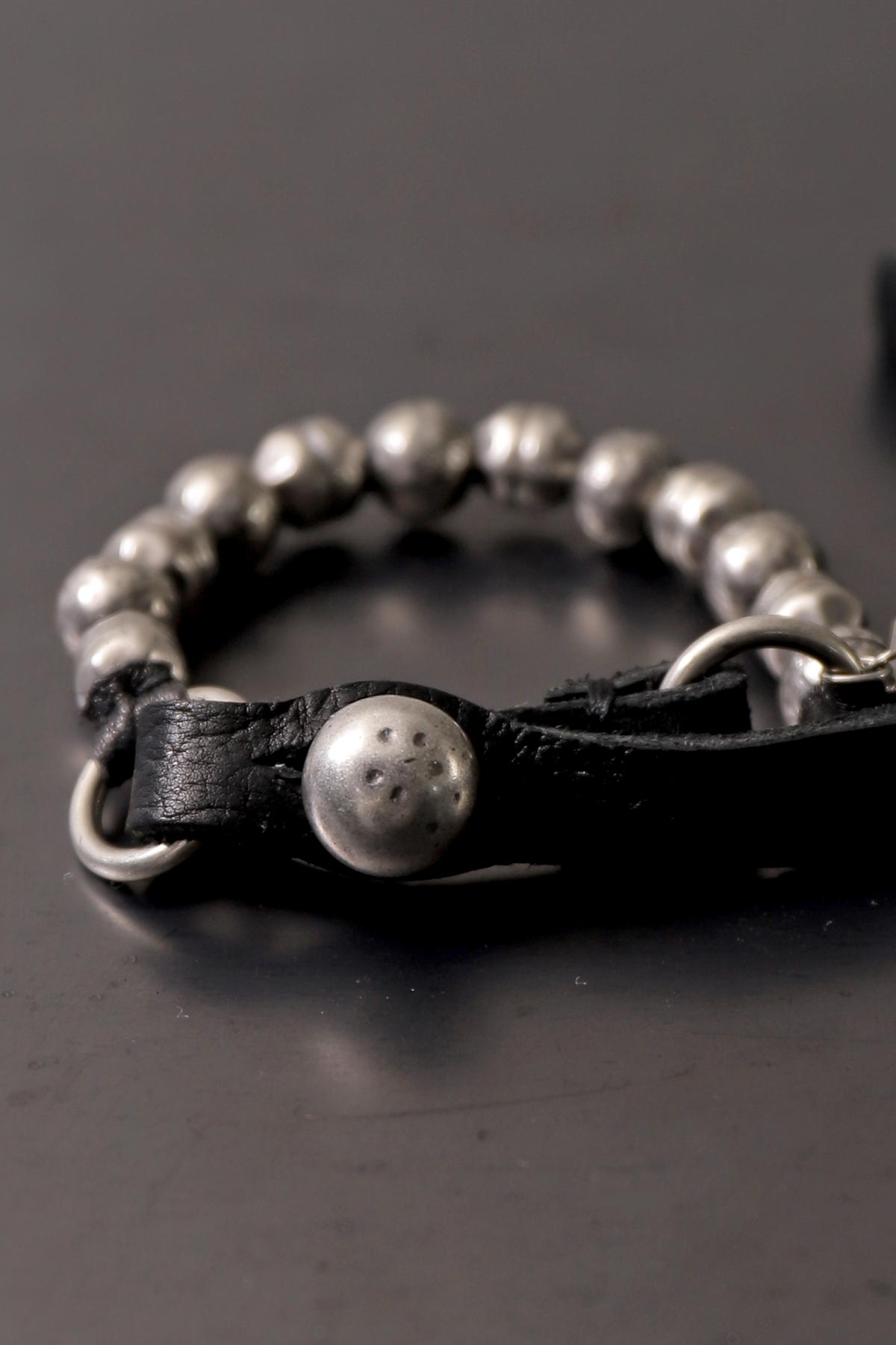 【GOTI】 SILVER STONE BALL＆LEATHER BRACELET_BR2207