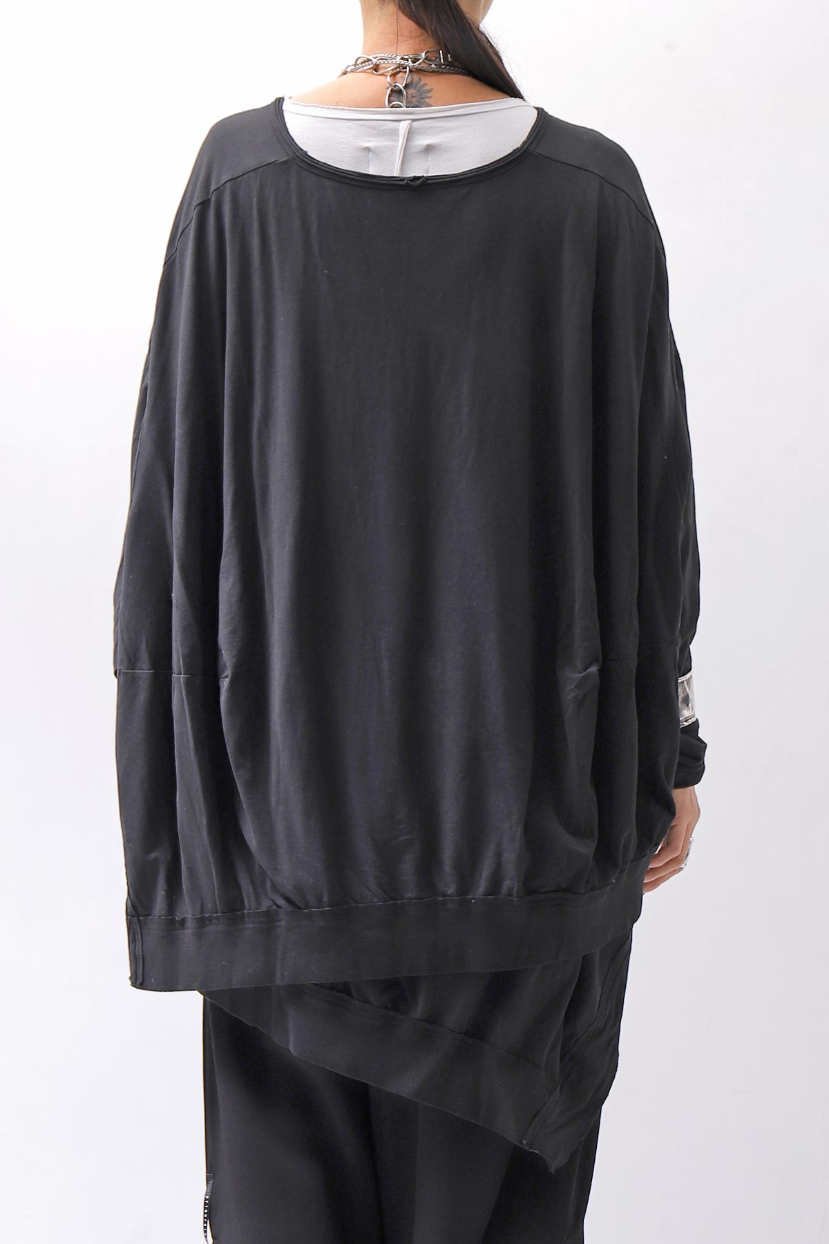 【RUNDHOLZ】 UNISEX TWIST COTTON BACK LAYERED ASYMMETRY TOP 256 0531_BLACK