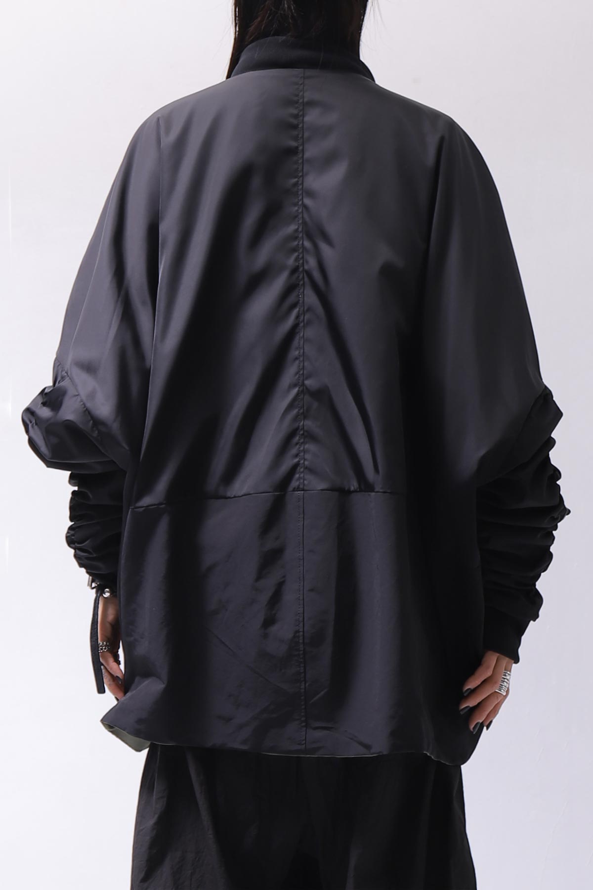 【bajra】 UNISEX REVERSIBLE BOMBER JACKET 148QJ01_BLACK/KHAKI