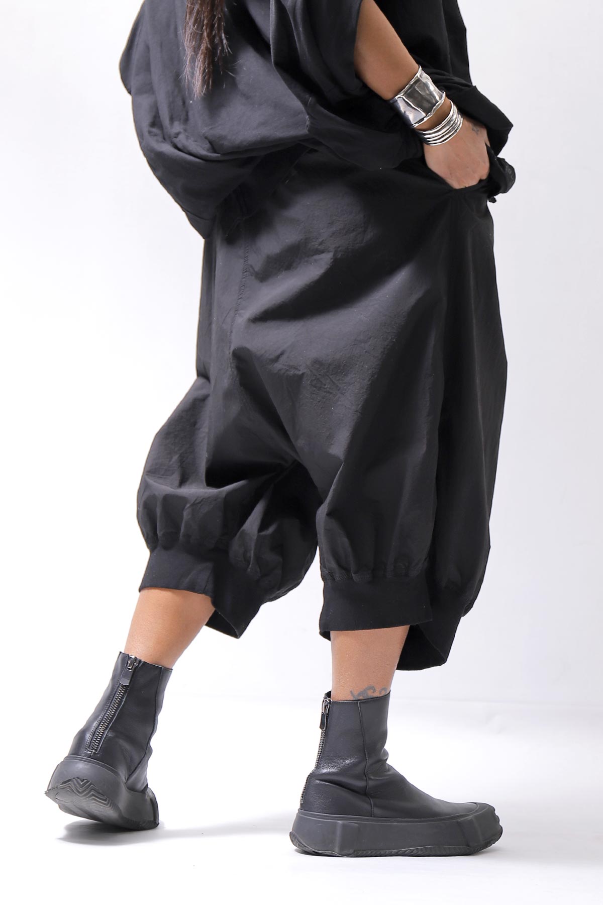 【RUNDHOLZ】 UNISEX FRONT FLAP COTTON RIB PANTS 253 0135_BLACK