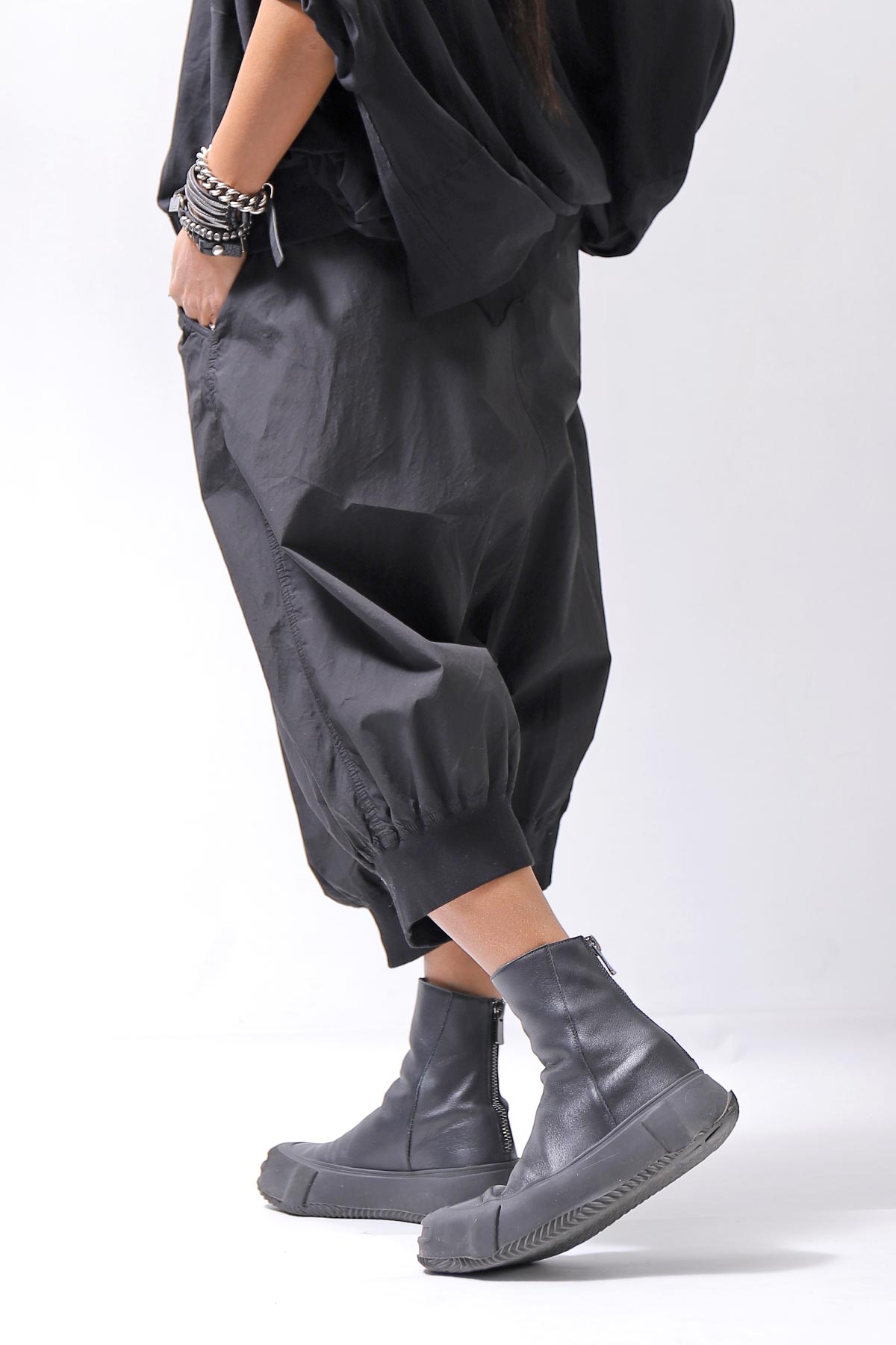 【RUNDHOLZ】 UNISEX FRONT FLAP COTTON RIB PANTS 253 0135_BLACK