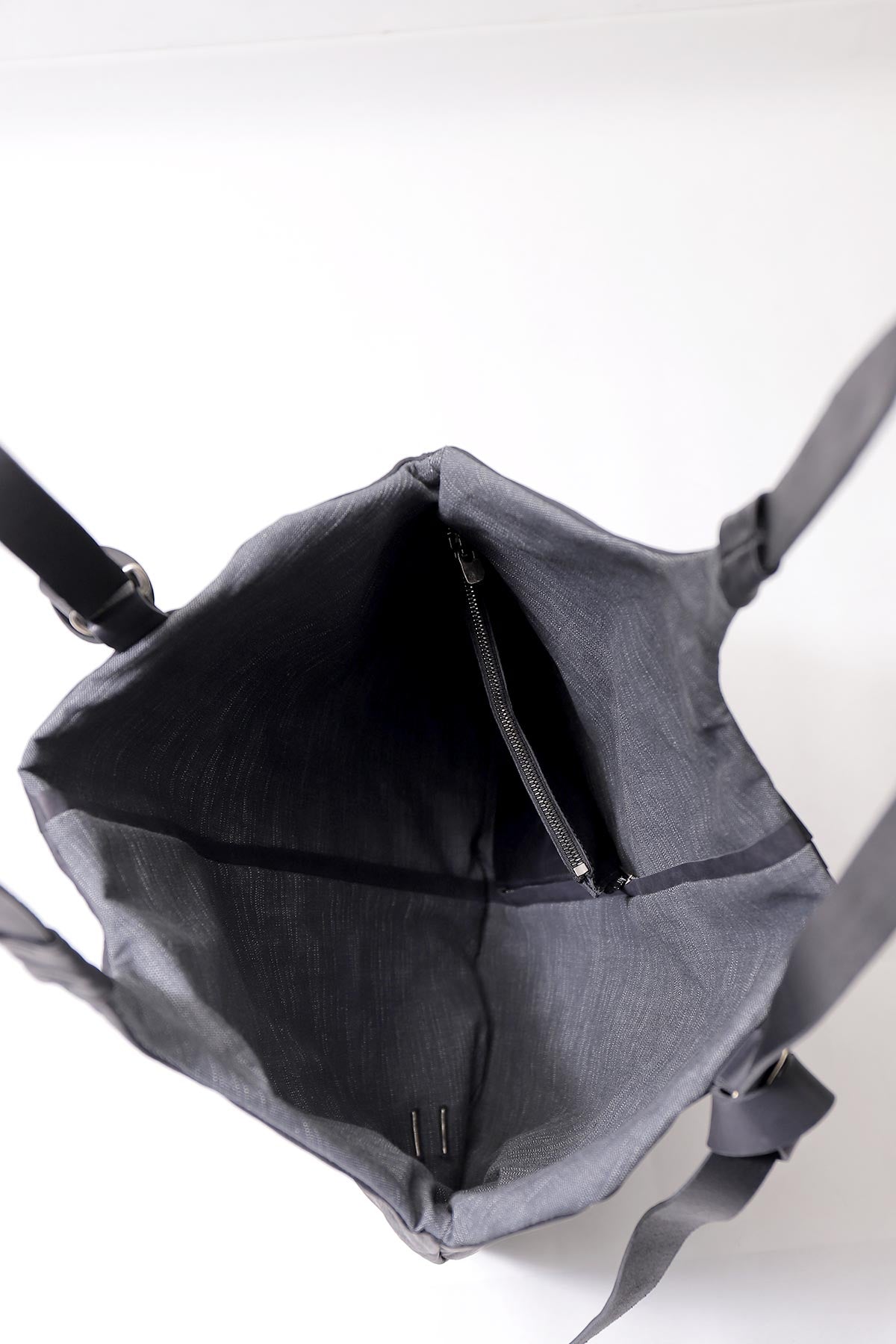 【DANIELE BASTA】 MULTIWAY REVERSIBLE LONG STRAP TOTE BAG_BLACK