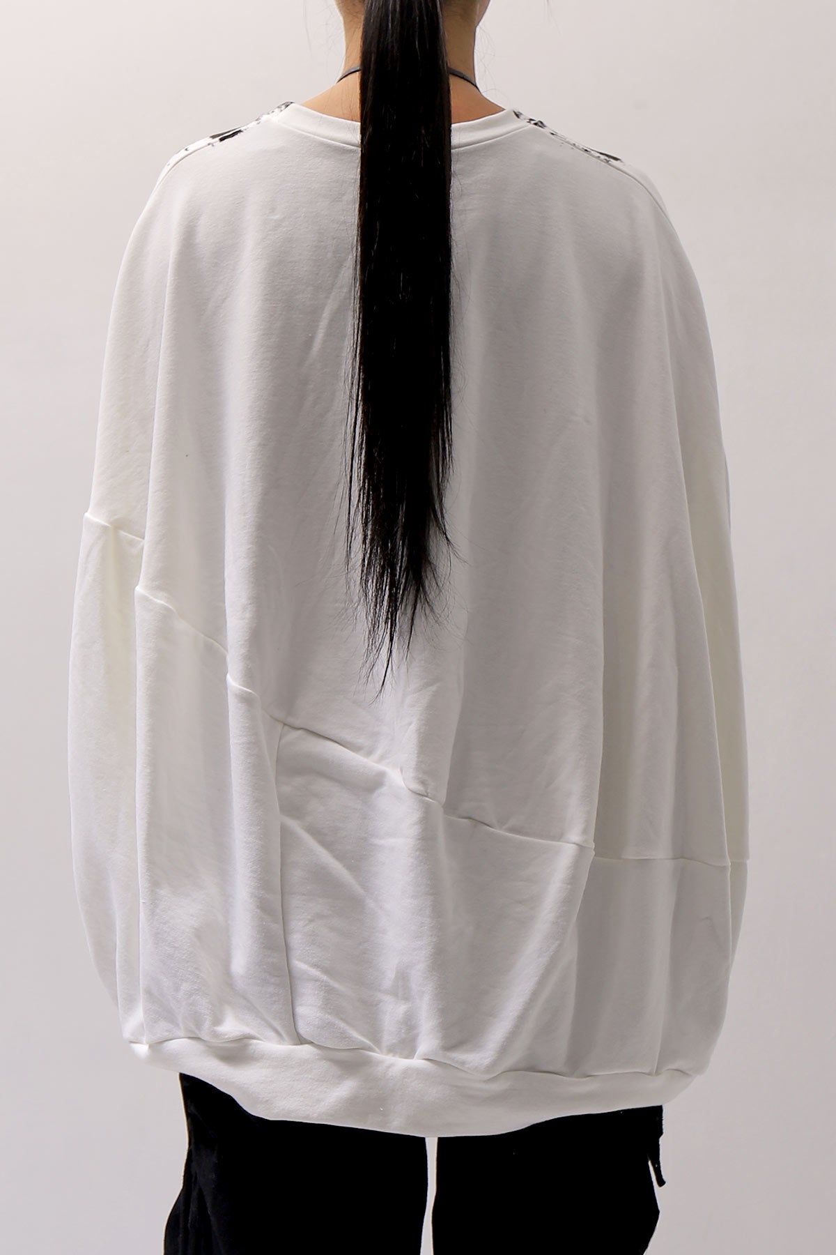 【bajra】 UNISEX BACK DRAPE&amp; PRINTED LIGHT SWEAT TOP 159QK04_WHITE PRINTED