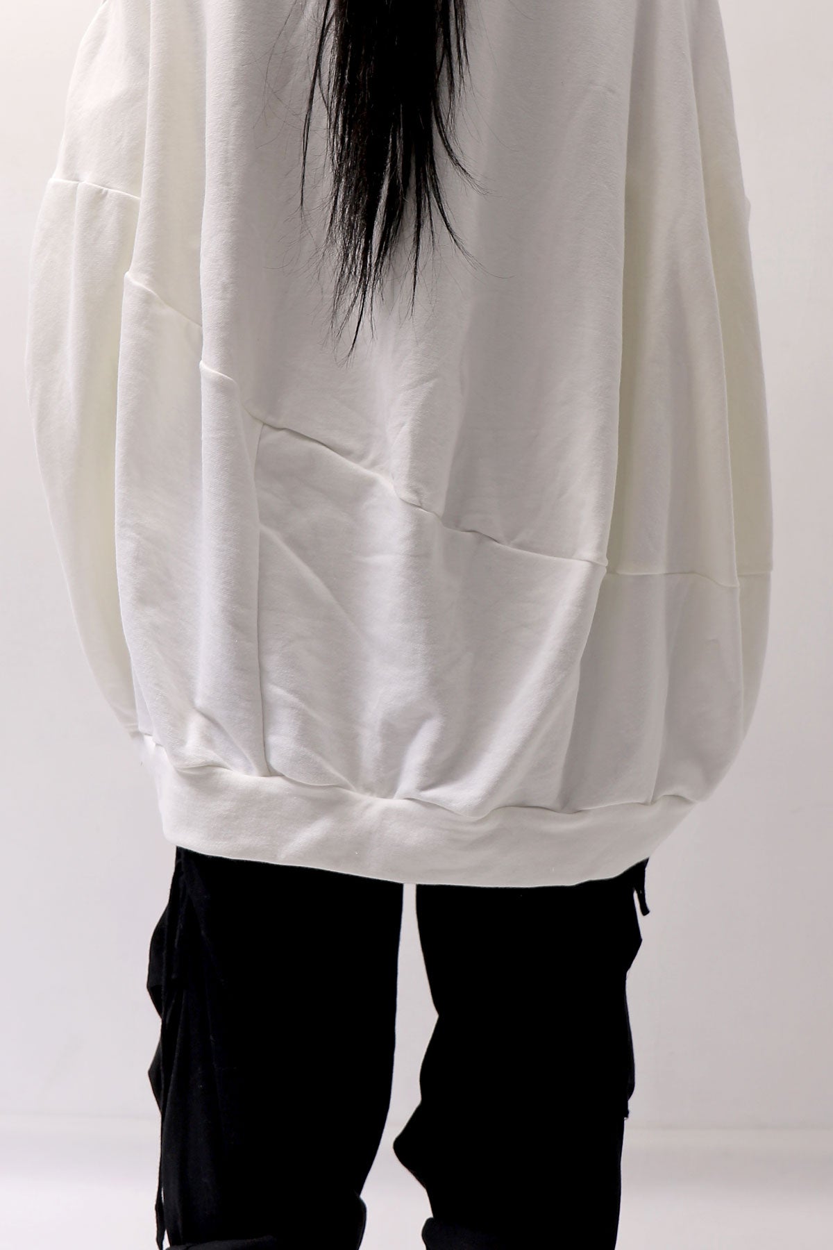 【bajra】 UNISEX BACK DRAPE&amp; PRINTED LIGHT SWEAT TOP 159QK04_WHITE PRINTED