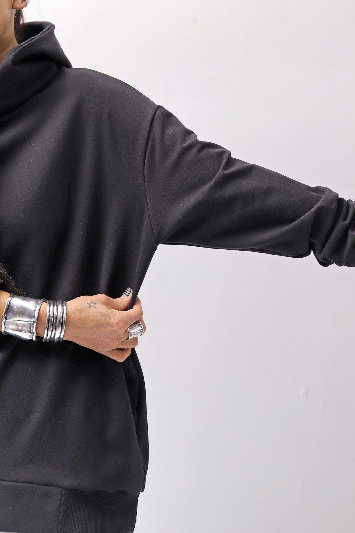 【bajra】 UNISEX SUPER STRETCH SWEAT BACKDRAPE HOODIE 159QK03_BLACK