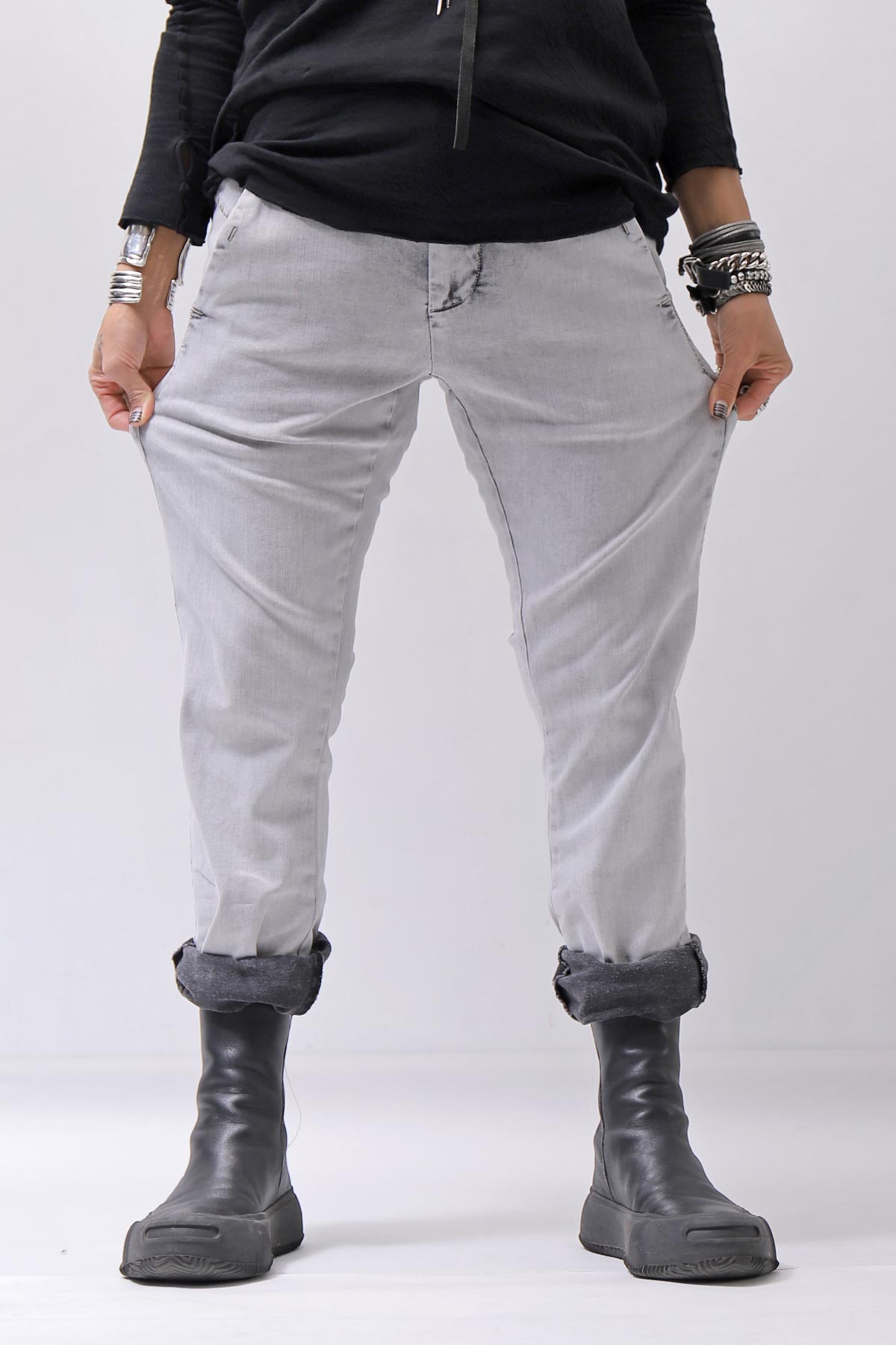 【thom/krom】 UNISEX LOW CROTCH STRETCH DENIM PANTS MT102_BLEACH GREY(LIGHT GREY)