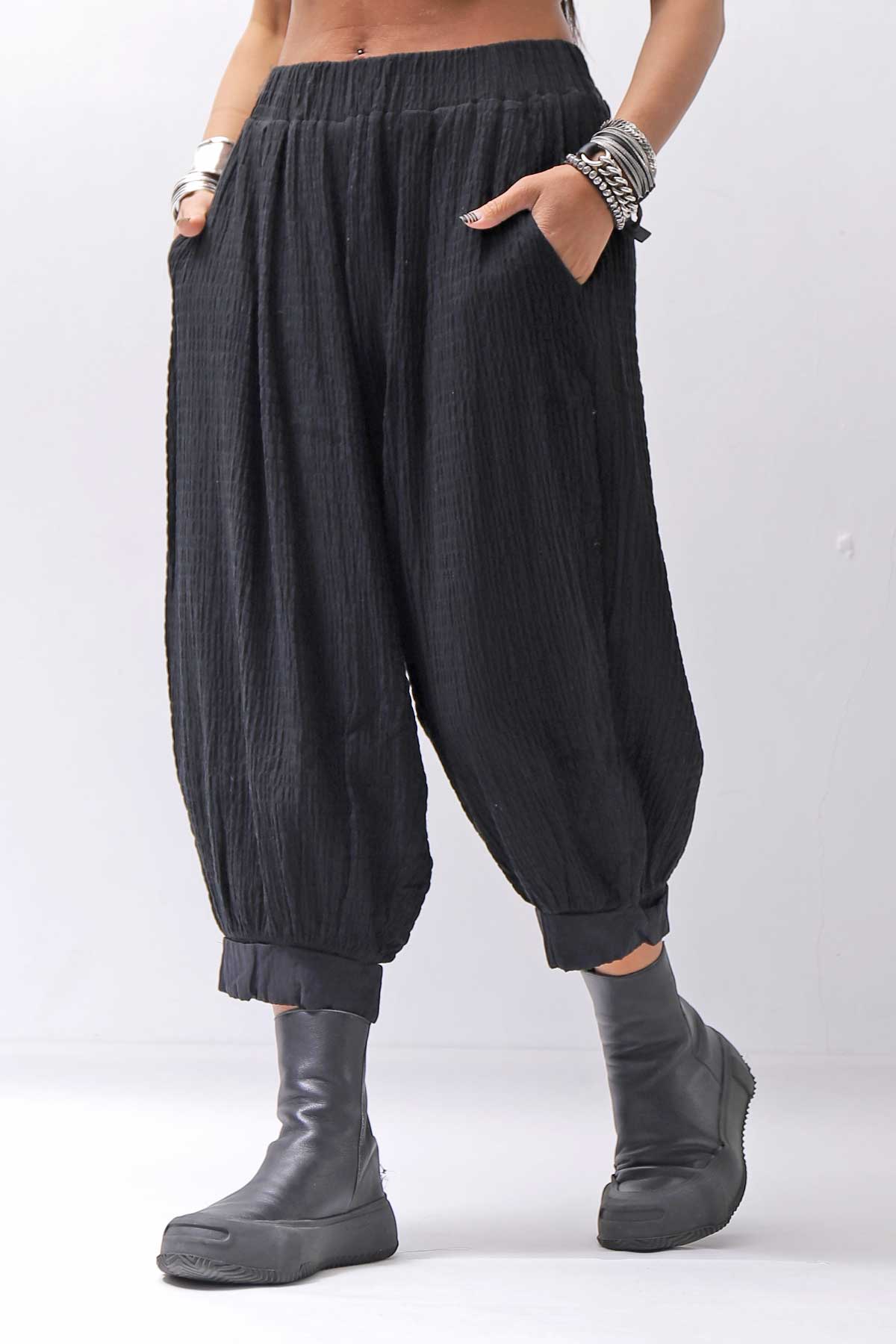 【studio b3】 UNISEX EMBOSSED MOROCCAN PANTS RBB1945_BLACK