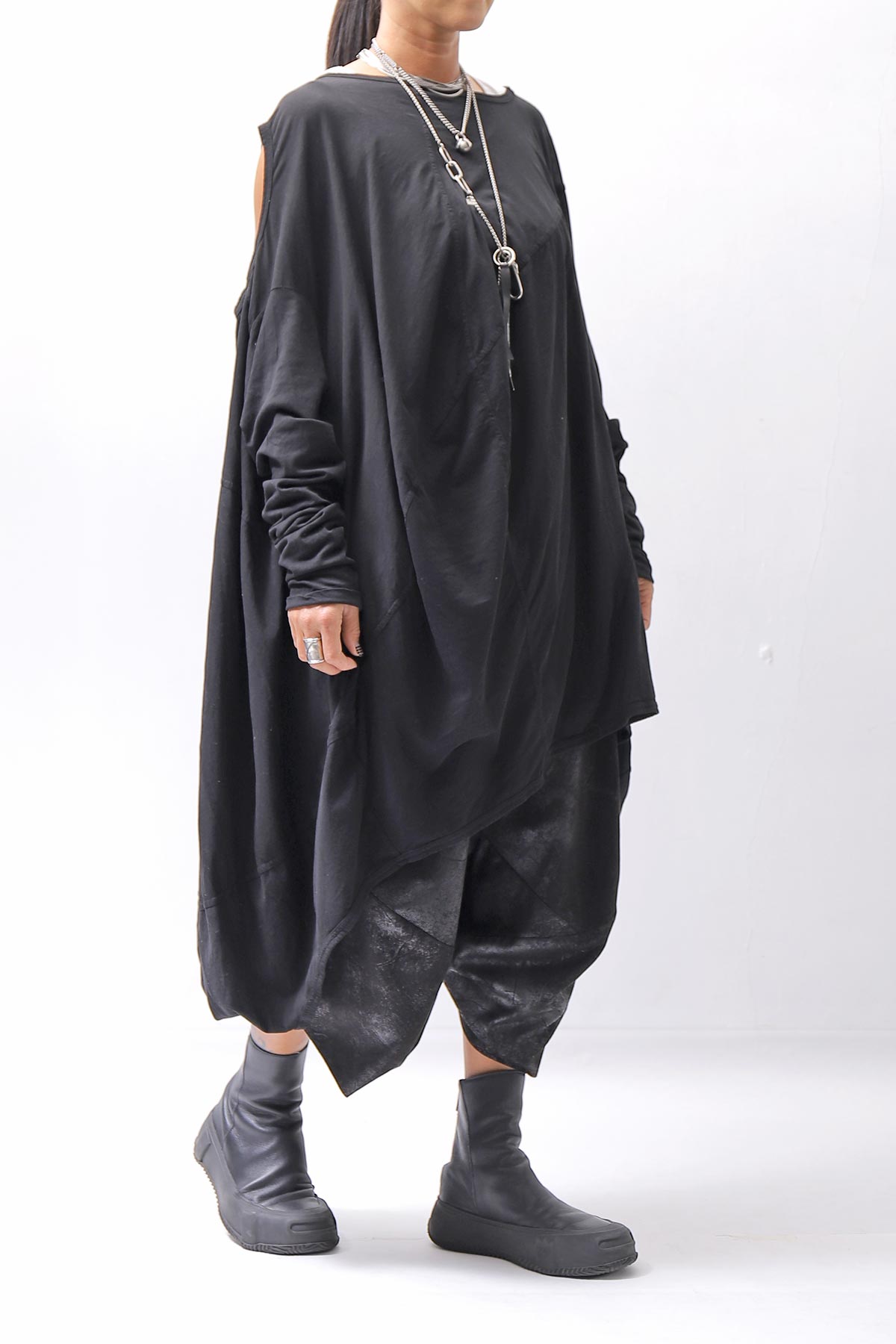 【RUNDHOLZ】 2WAY HOLE ASYMMETRY DRAPE LONG TOP DRESS 252 0937_BLACK