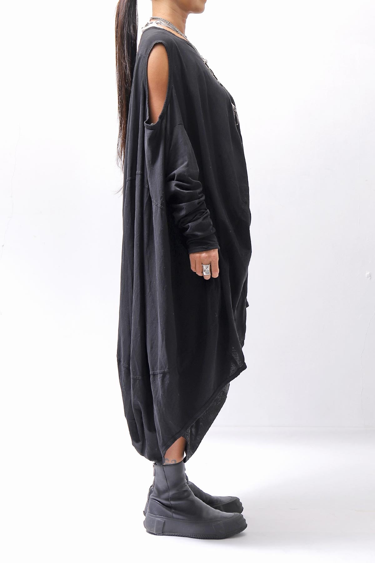 【RUNDHOLZ】 2WAY HOLE ASYMMETRY DRAPE LONG TOP DRESS 252 0937_BLACK