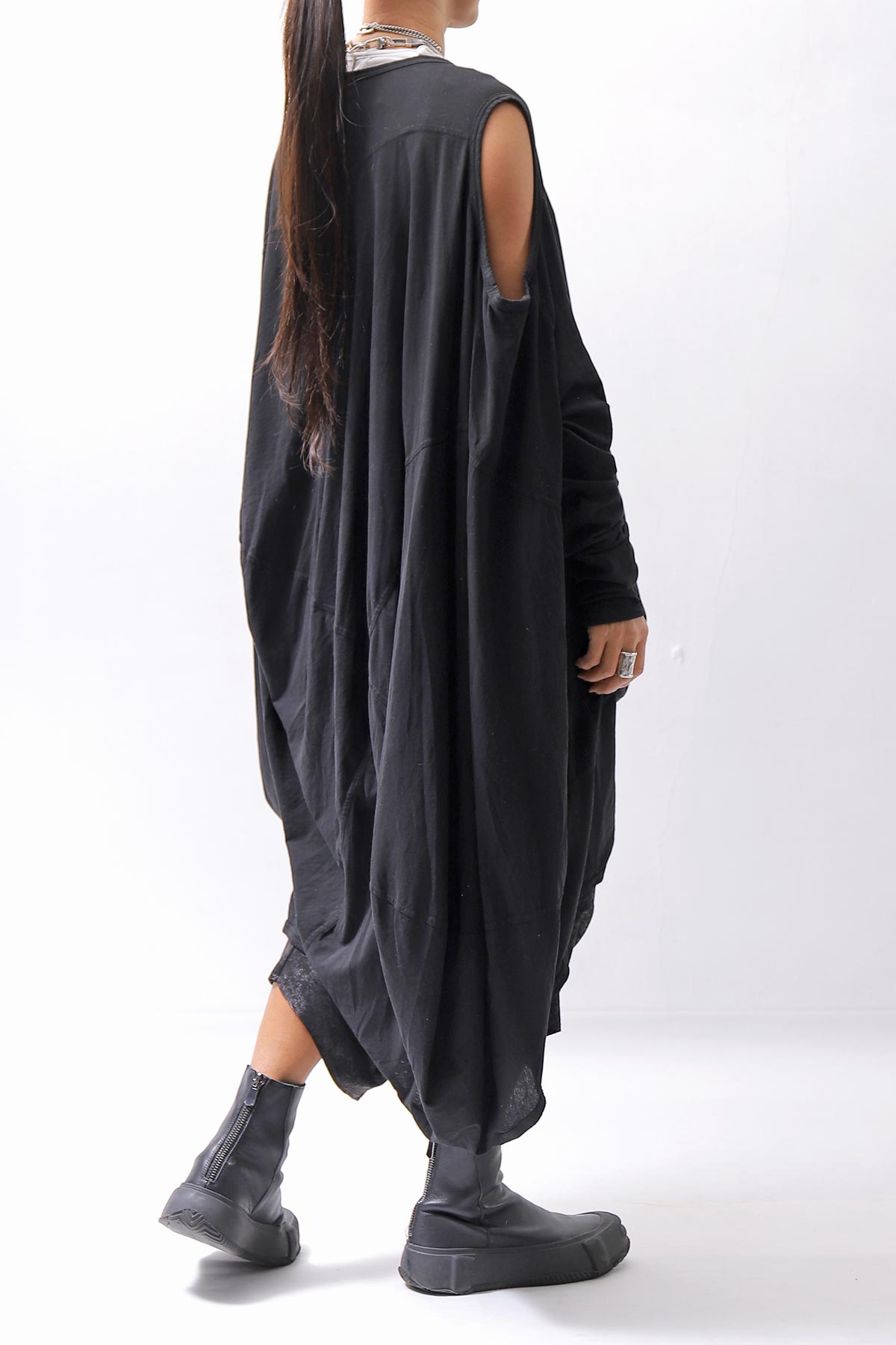 【RUNDHOLZ】 2WAY HOLE ASYMMETRY DRAPE LONG TOP DRESS 252 0937_BLACK