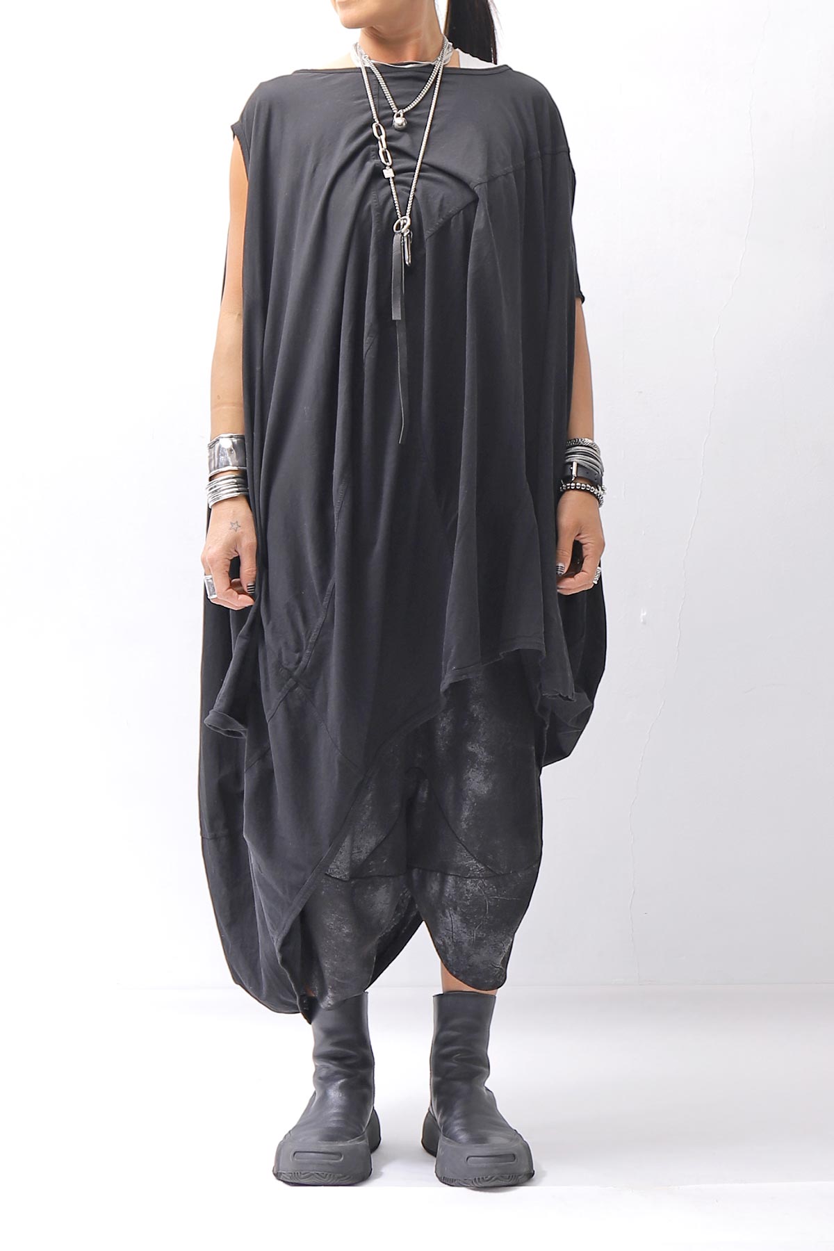 【RUNDHOLZ】 2WAY HOLE ASYMMETRY DRAPE LONG TOP DRESS 252 0937_BLACK