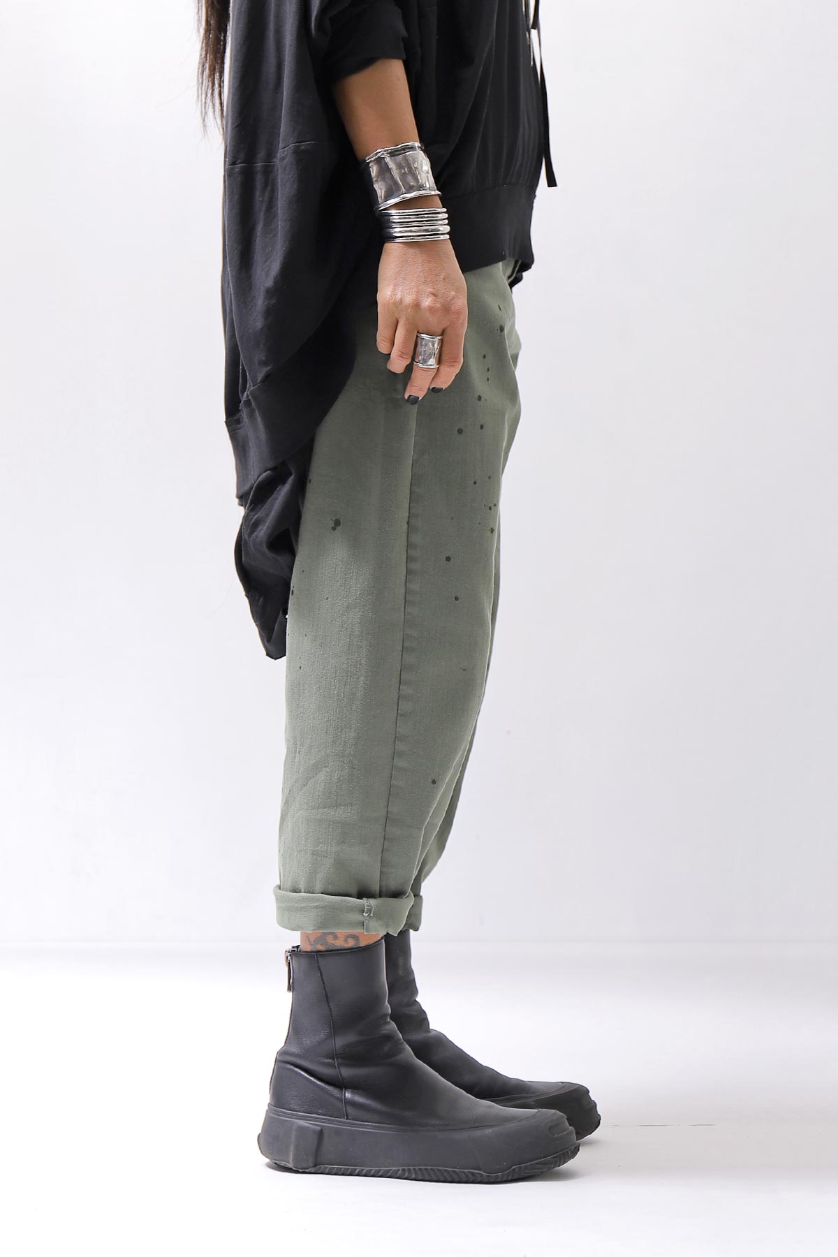 【NOSTRASANTISSIMA】UNISEX STRETCH COTTON LOW CROTCH DENIM PANTS P102_MATCHA LATTE