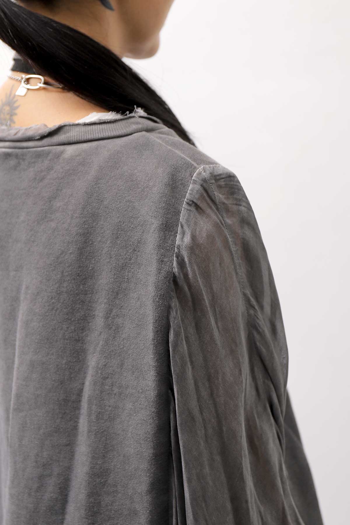 【sanctamuerte】 COTTON SWEAT &amp; SILK CHIFFON SLEEVE TOP SM71_ANTRACITE