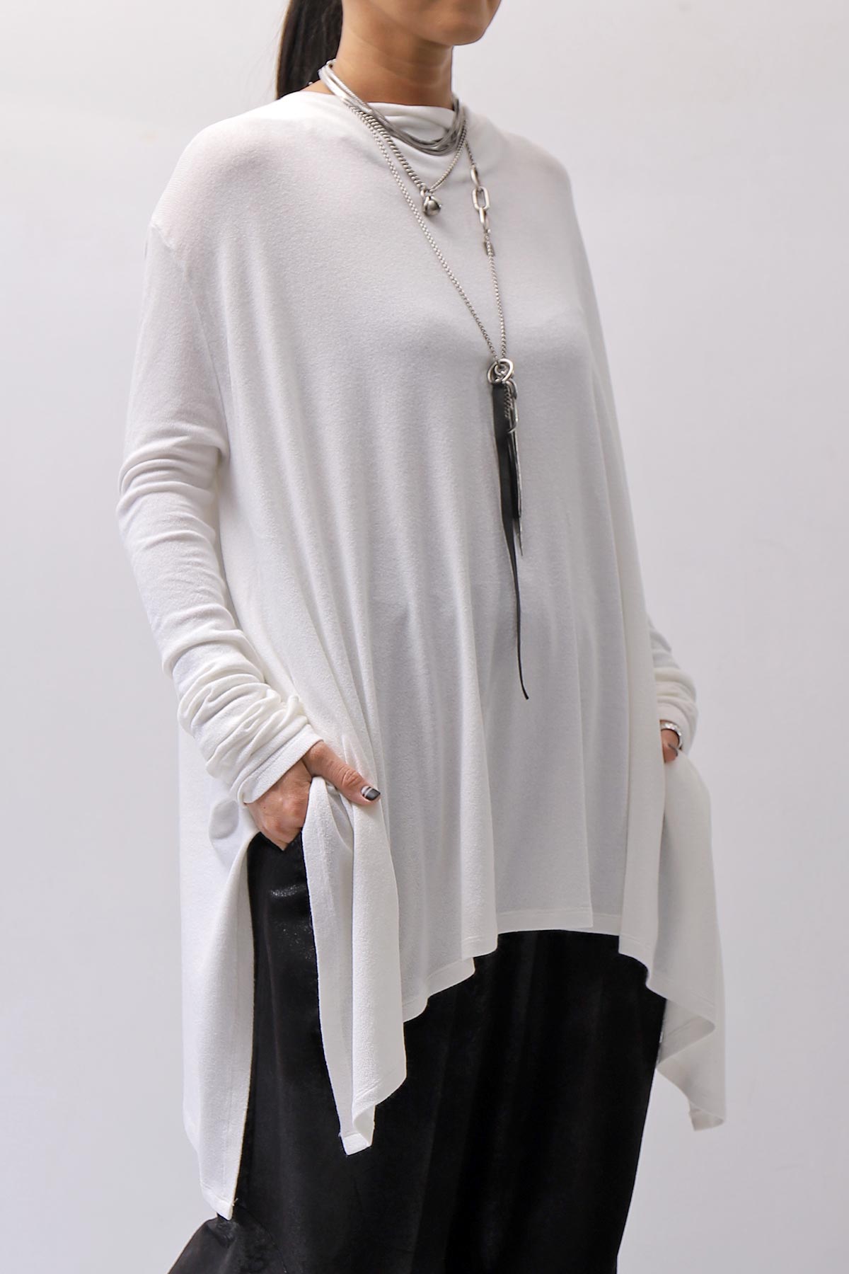 【NOSTRASANTISSIMA】 ASYMMETRY VISCOSE&amp;SILK LIGHT SWEATER TOP M122_WHITE