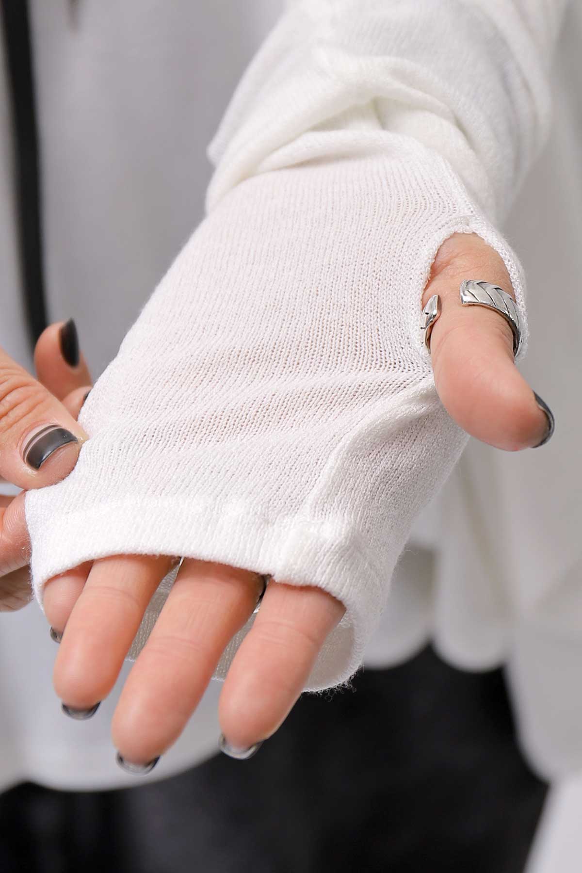 【NOSTRASANTISSIMA】 ASYMMETRY VISCOSE&amp;SILK LIGHT SWEATER TOP M122_WHITE