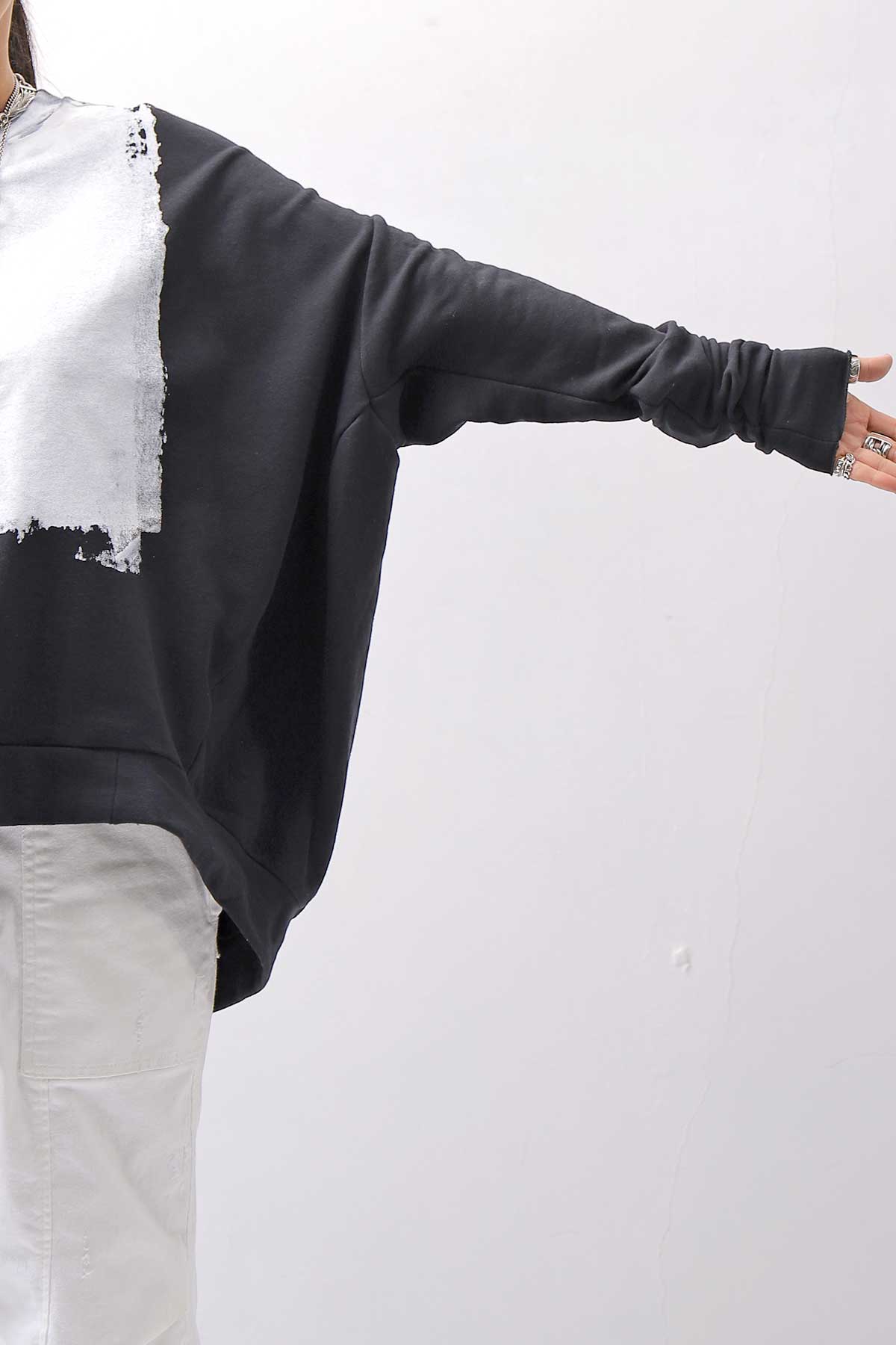 【bajra】 UNISEX BACK DRAPE&amp; PRINTED LIGHT SWEAT TOP 159QK04_BLACK PRINTED