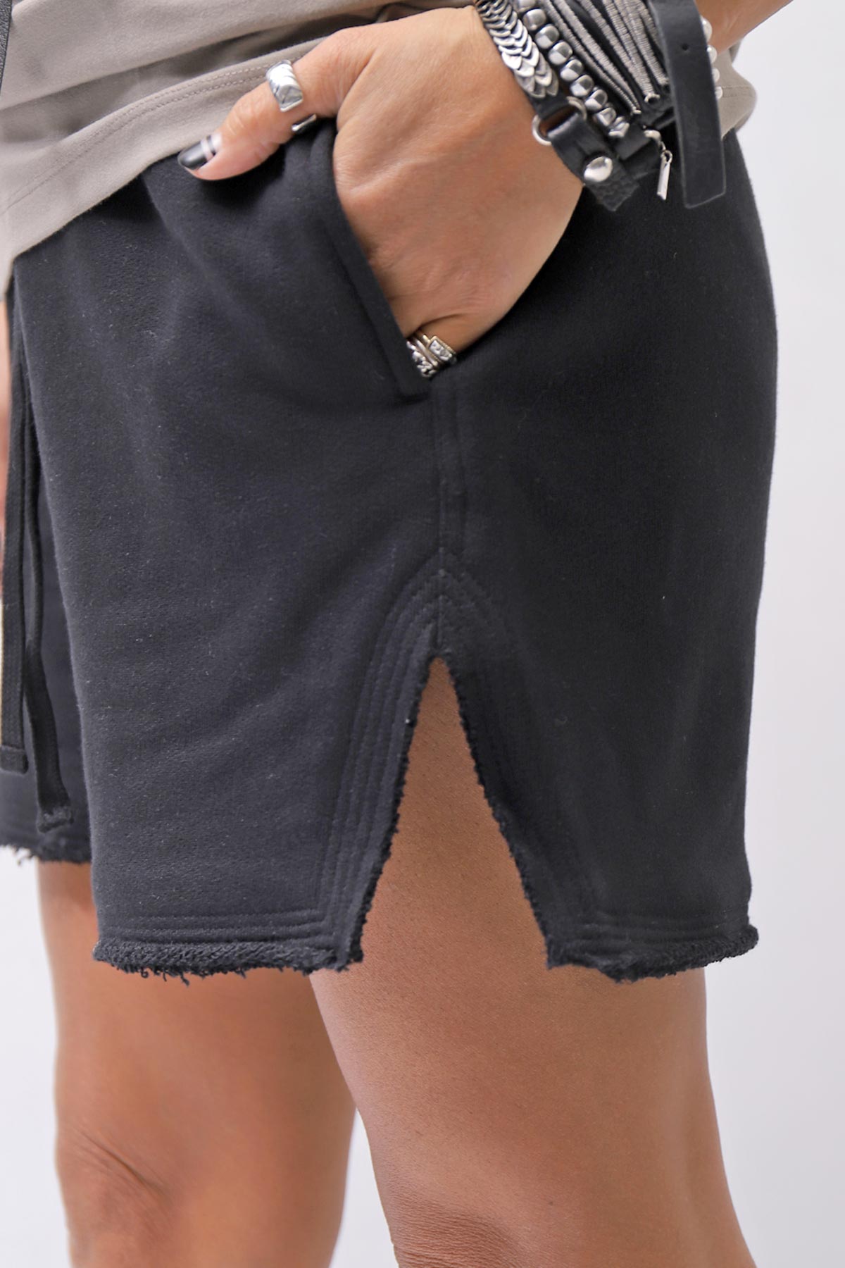 【thom/krom】 LIGHT SWEAT SIDE-CUT SHORTS WST432_BLACK