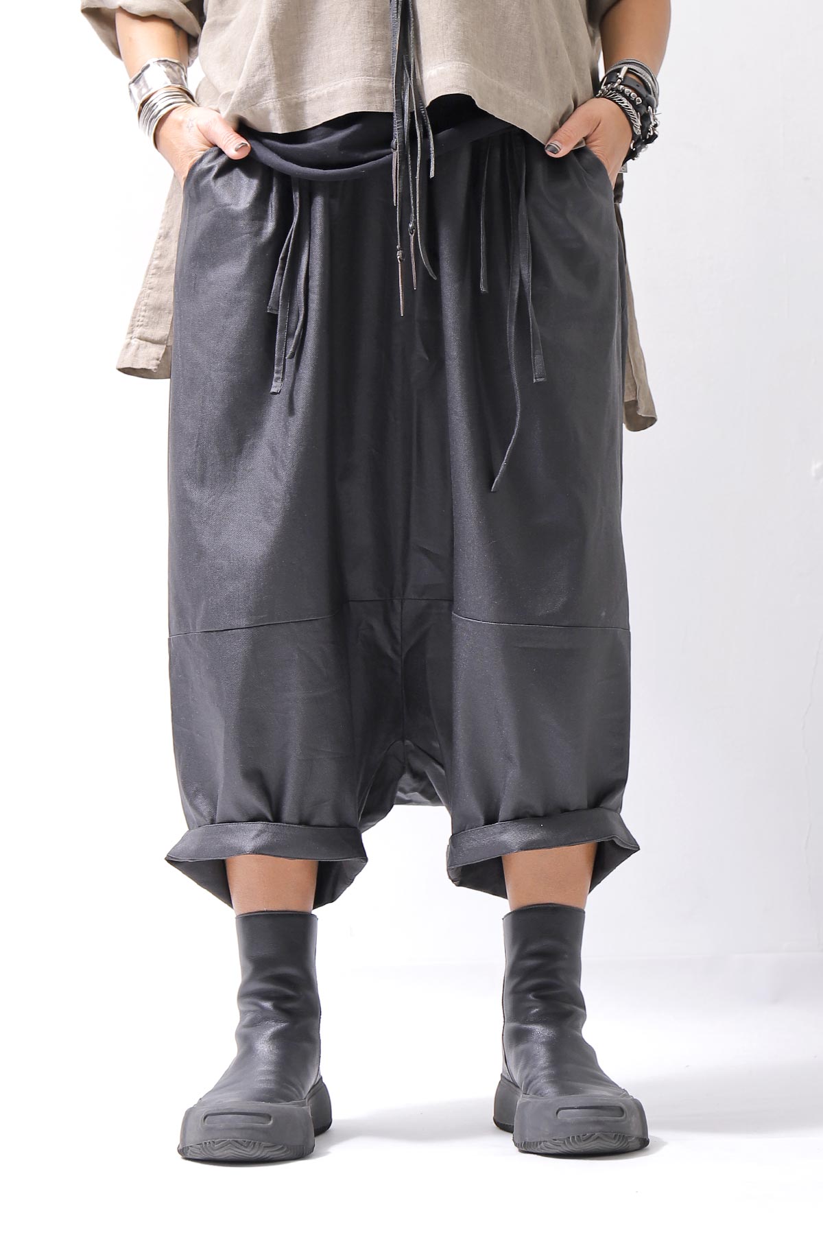 【studio b3】 UNSEX COATED LINEN＆BAMBOO BOX SARROUEL PANTS NB2123_BLACK