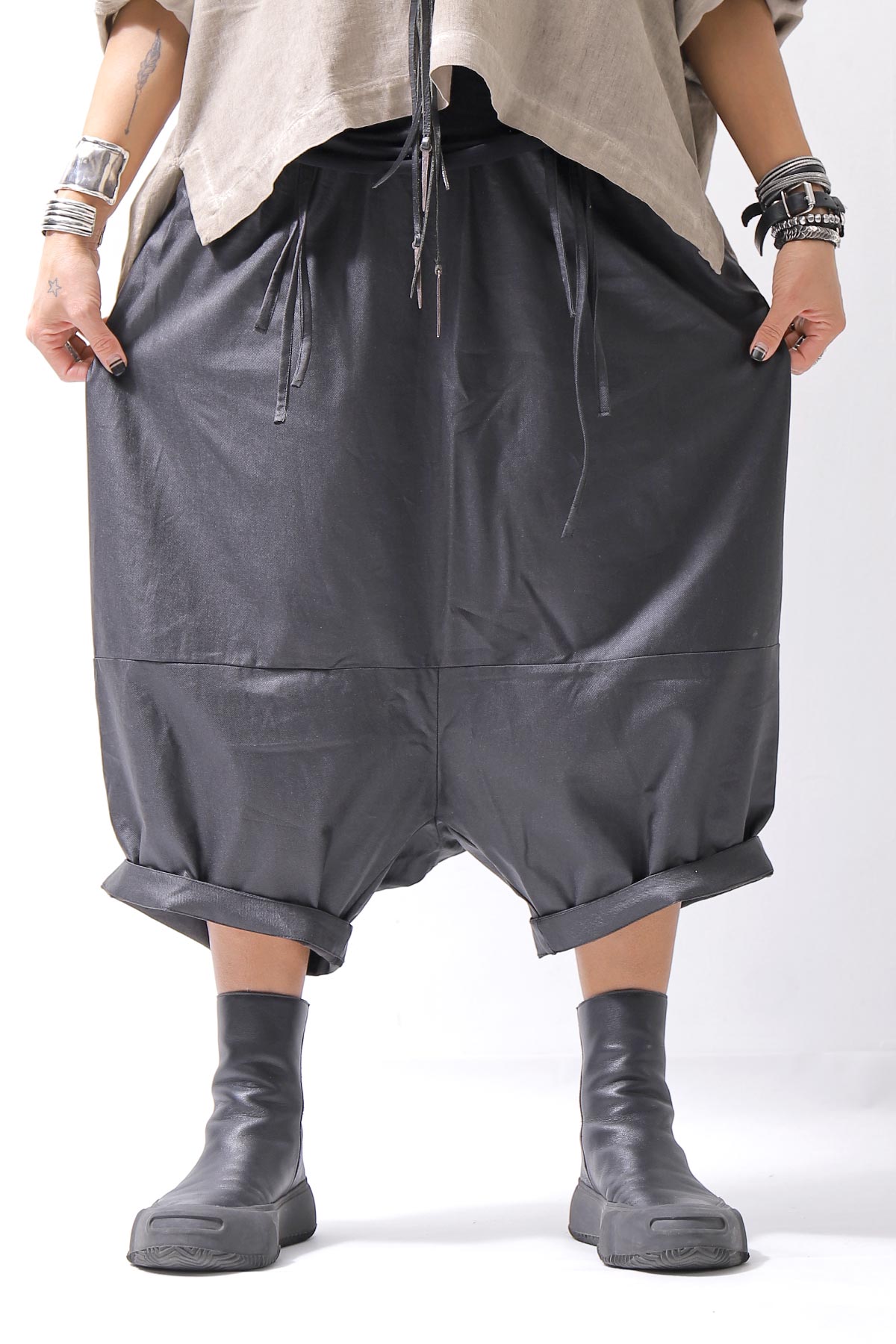 【studio b3】 UNSEX COATED LINEN＆BAMBOO BOX SARROUEL PANTS NB2123_BLACK