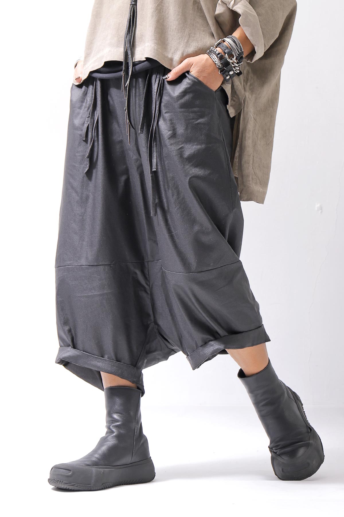【studio b3】 UNSEX COATED LINEN＆BAMBOO BOX SARROUEL PANTS NB2123_BLACK