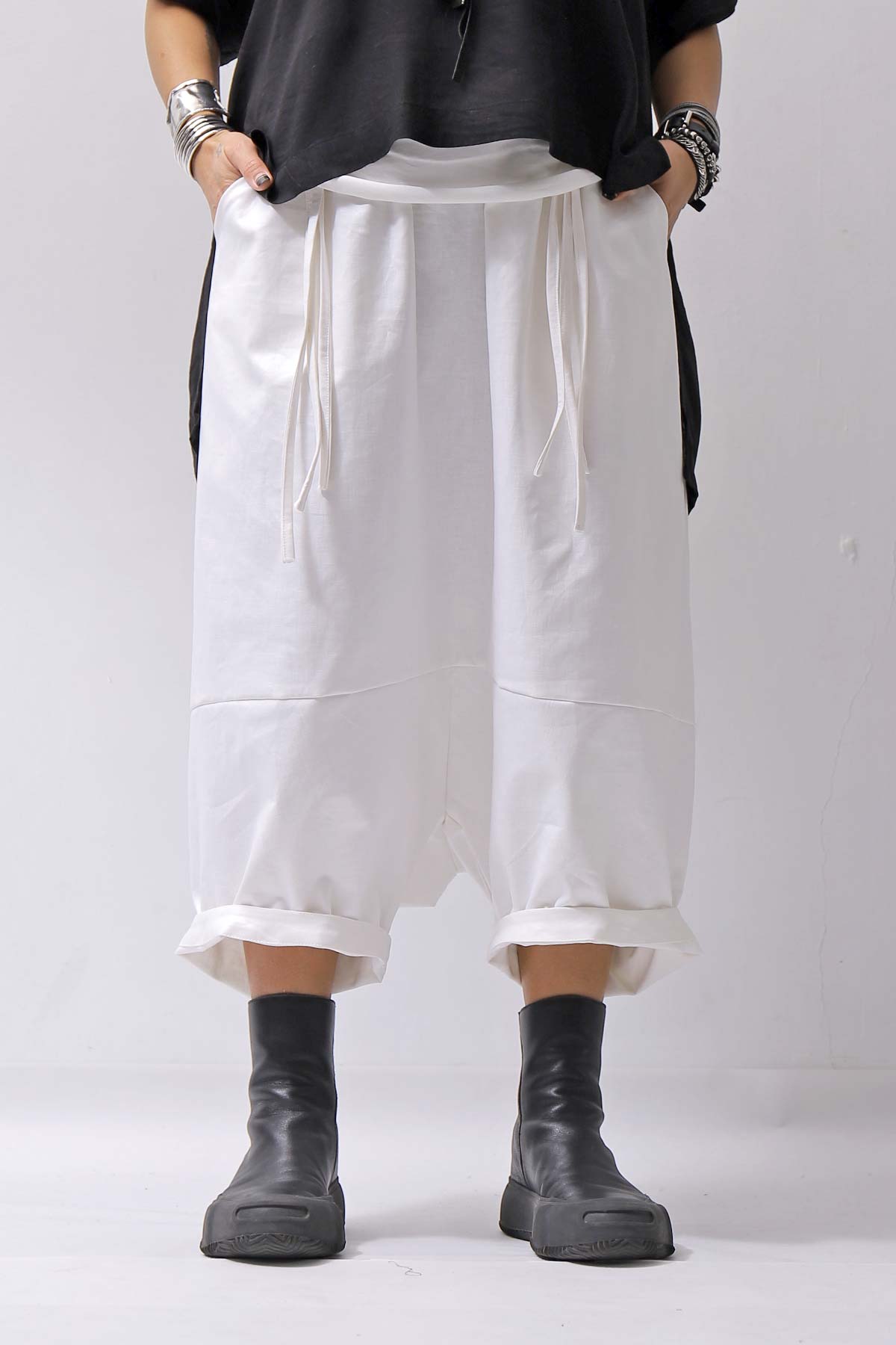 【studio b3】 UNSEX COATED LINEN＆BAMBOO BOX SARROUEL PANTS NB2123_WHITE