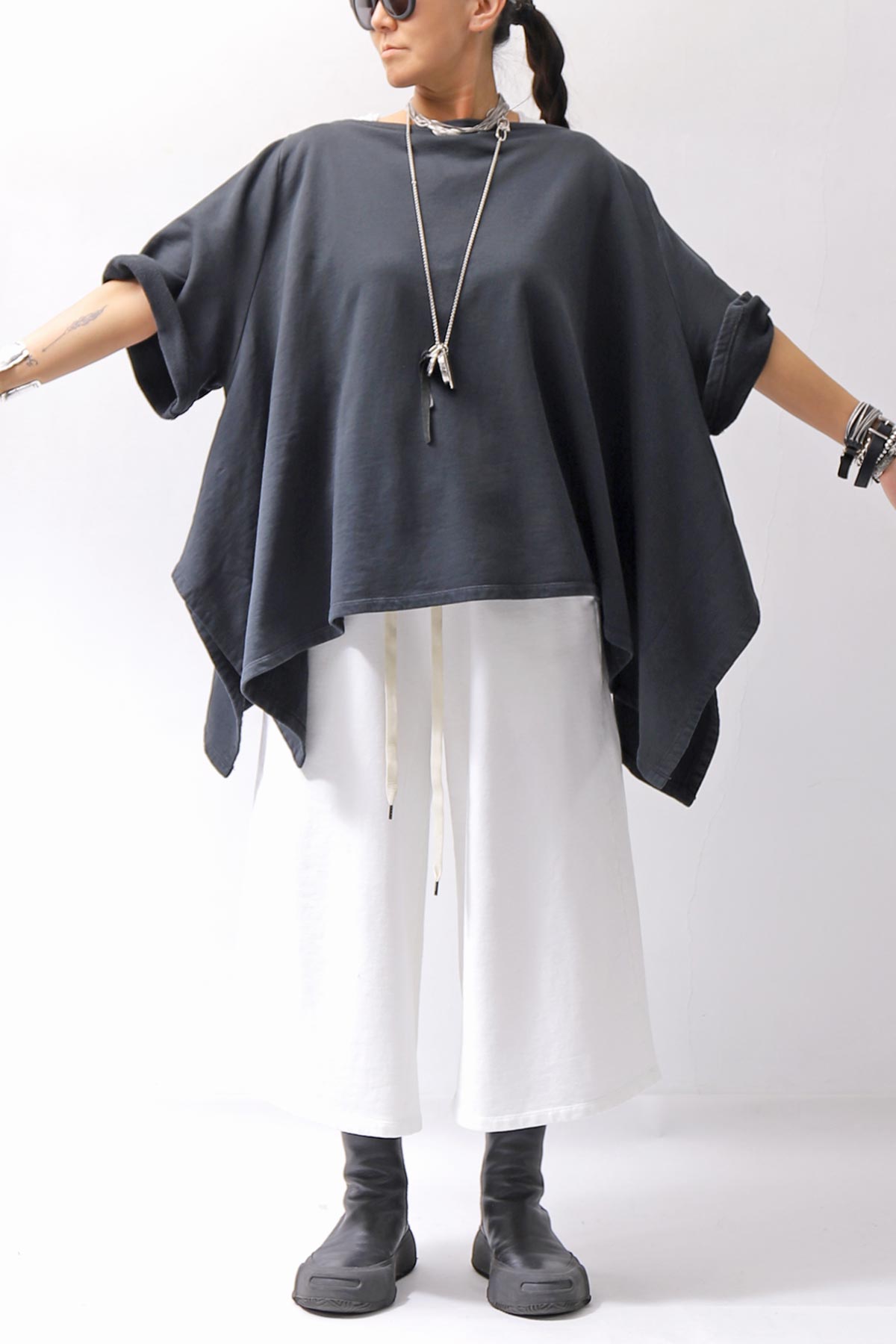 【NOSTRASANTISSIMA】 ASYMMETRY SWEAT COTTON WIDE TOPS FM139_BLACK