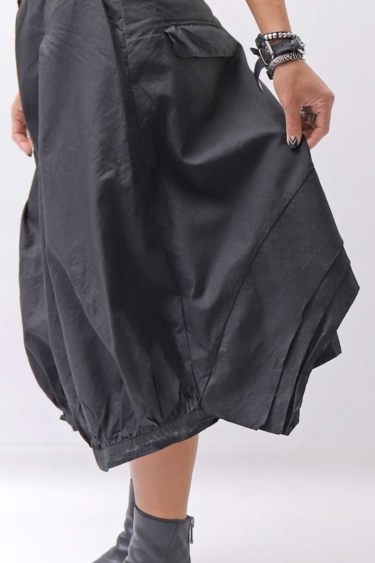 【RUNDHOLZ】 UNISEX BACK FLAP BALOON SARROUEL PANTS _BLACK GLOSS