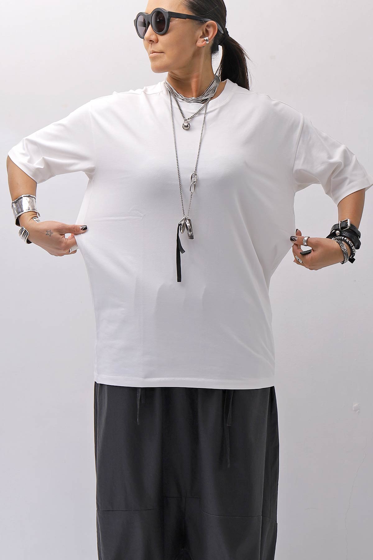 【thom/krom】 UNISEX COTTON MODAL RELAX FIT TEE _OFF WHITE