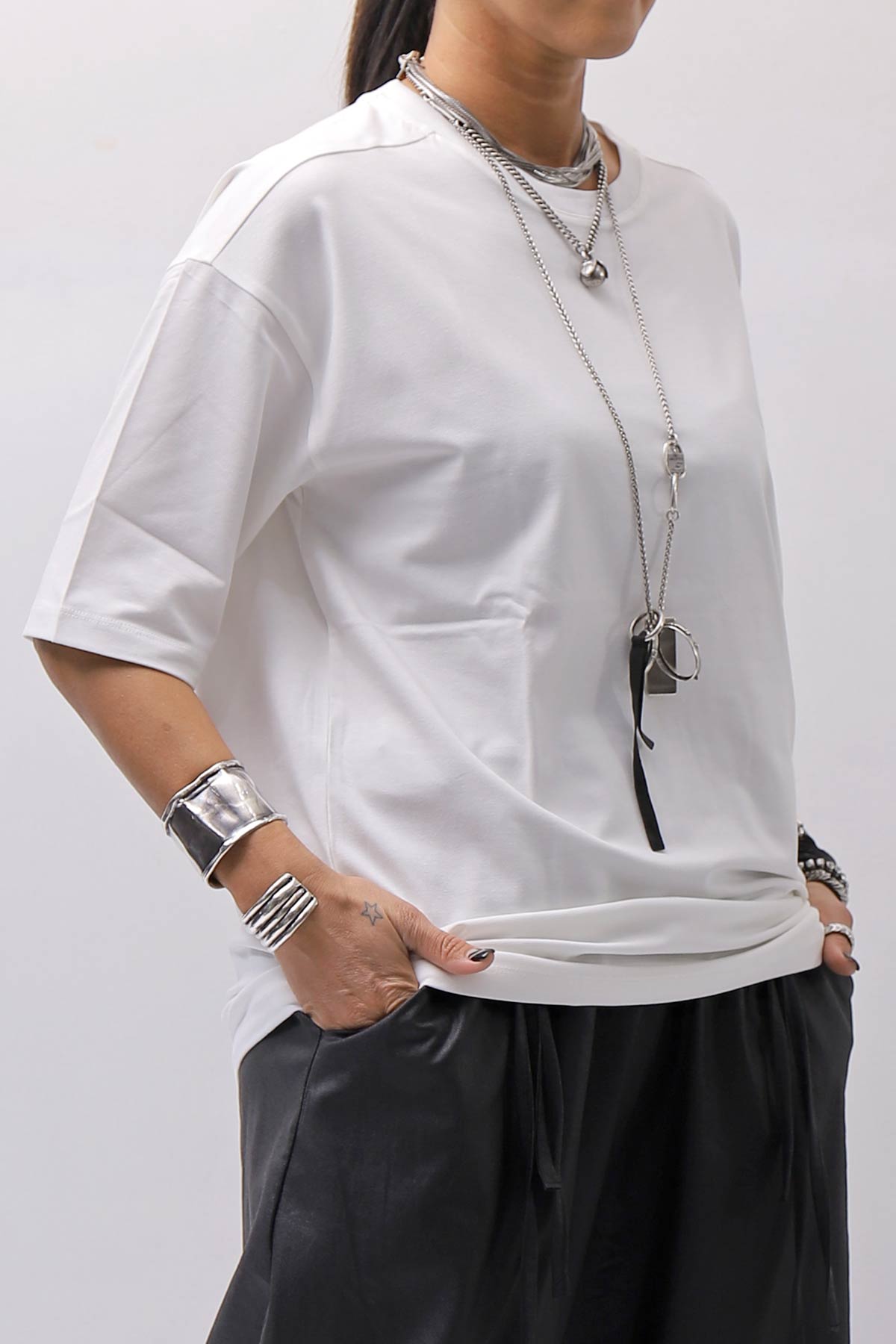 【thom/krom】 UNISEX COTTON MODAL RELAX FIT TEE _OFF WHITE