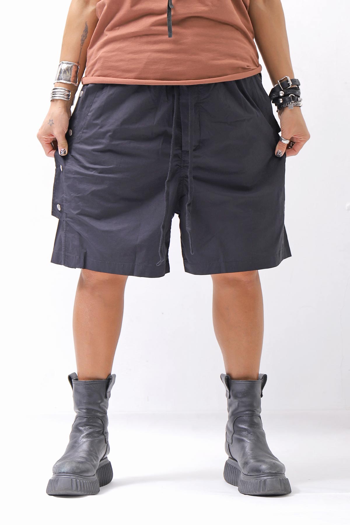 【thom/krom】 UNISEX STRETCH COTTON HALF PANTS MP33_BLACK