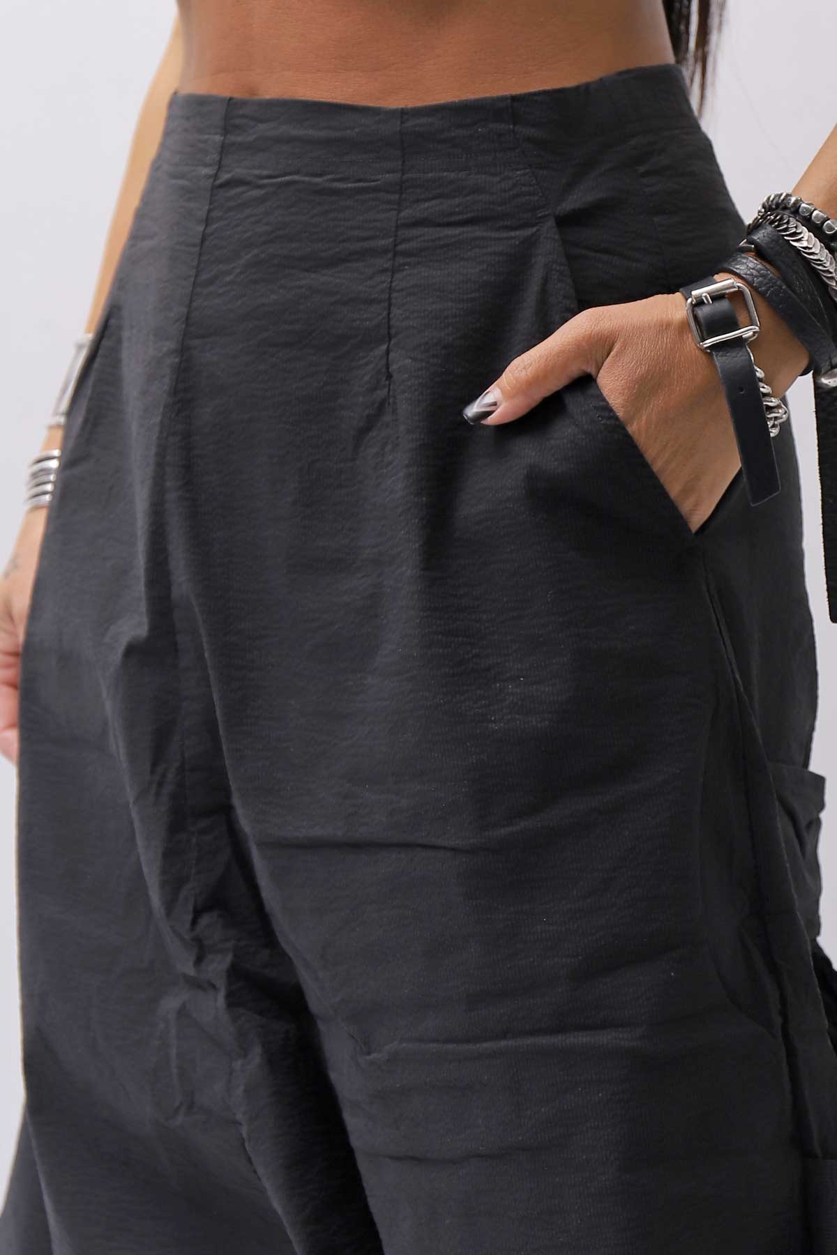 【RUNDHOLZ】 UNISEX STRETCH BIG POCKETS WIDE PANTS _BLACK