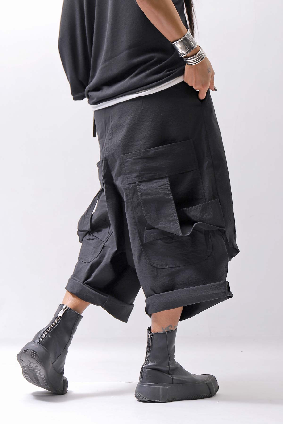 【RUNDHOLZ】 UNISEX STRETCH BIG POCKETS WIDE PANTS _BLACK
