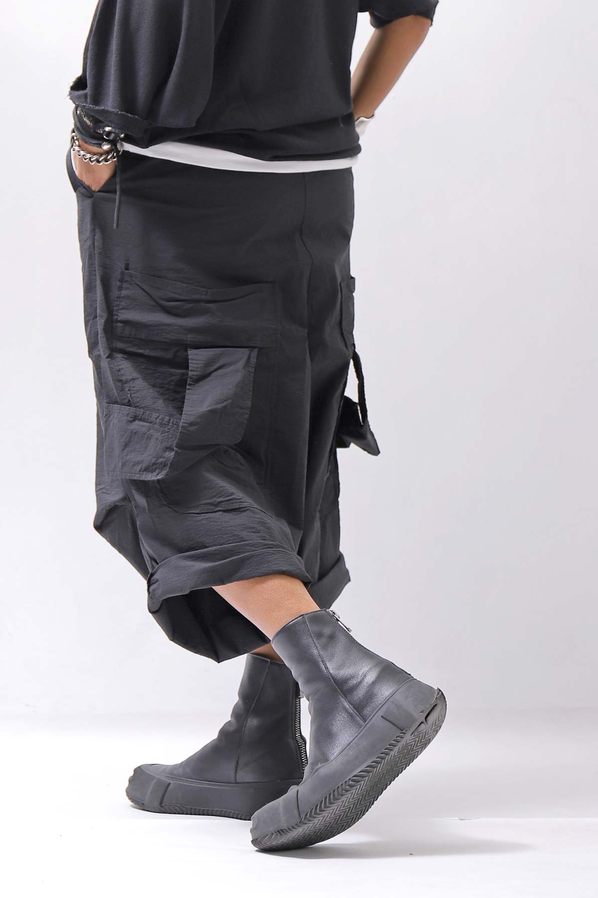【RUNDHOLZ】 UNISEX STRETCH BIG POCKETS WIDE PANTS _BLACK