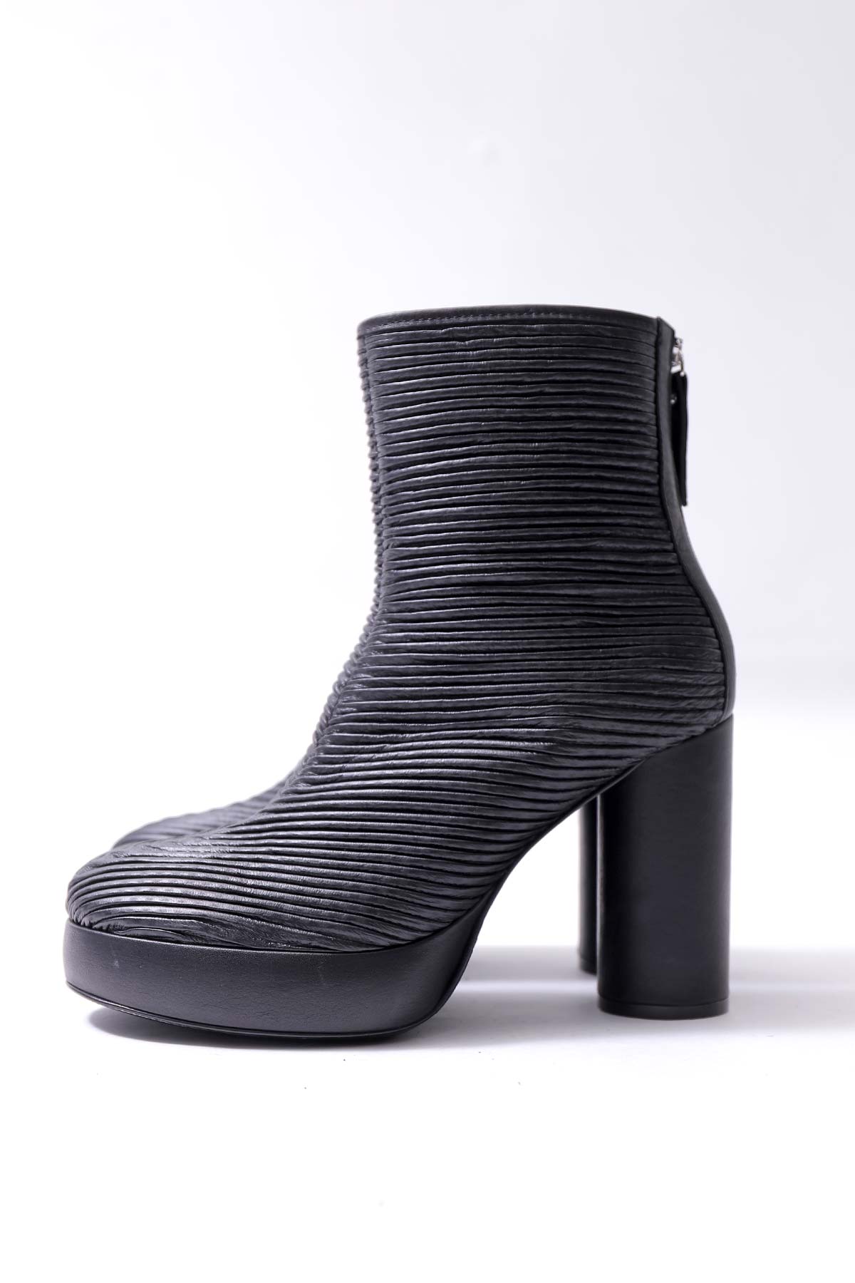 【VIC MATIE】 RIBBED NAPPA LEATHER HEEL BOOTS 5206D