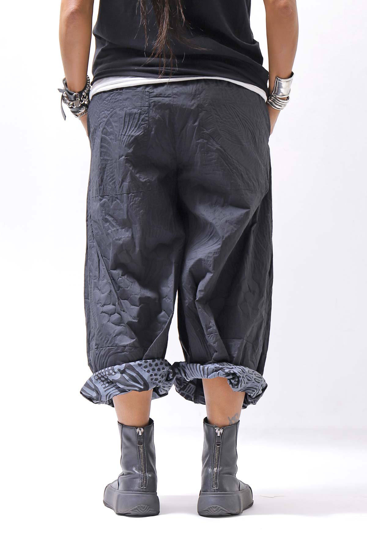 【RUNDHOLZ】 UNISEX COTTON EMBOSS PRINT EASY PANTS _BLACK POPLIN PRINT