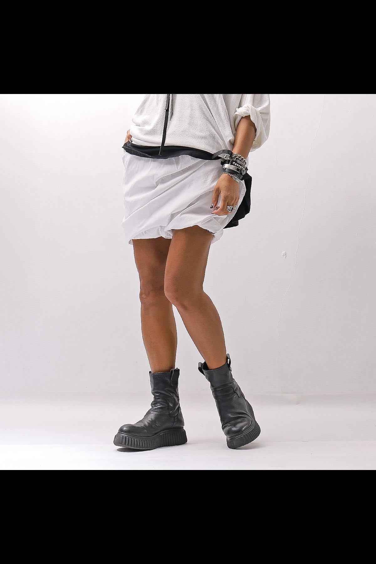 【Primordial is Primitive】 COVERED SHORT PANTS 203AL_WHITE